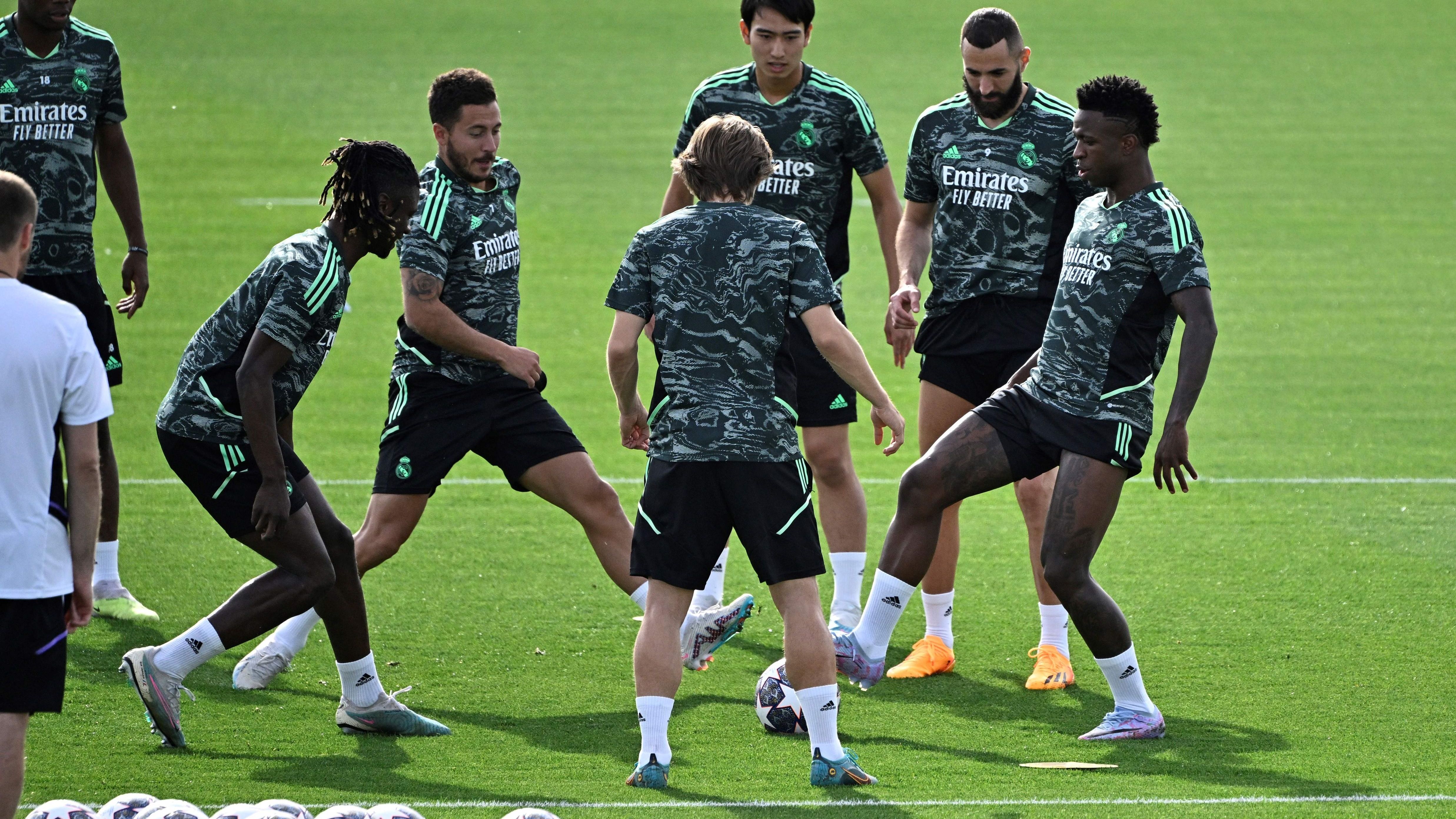FBL-EUR-C1-REAL MADRID-TRAINING
