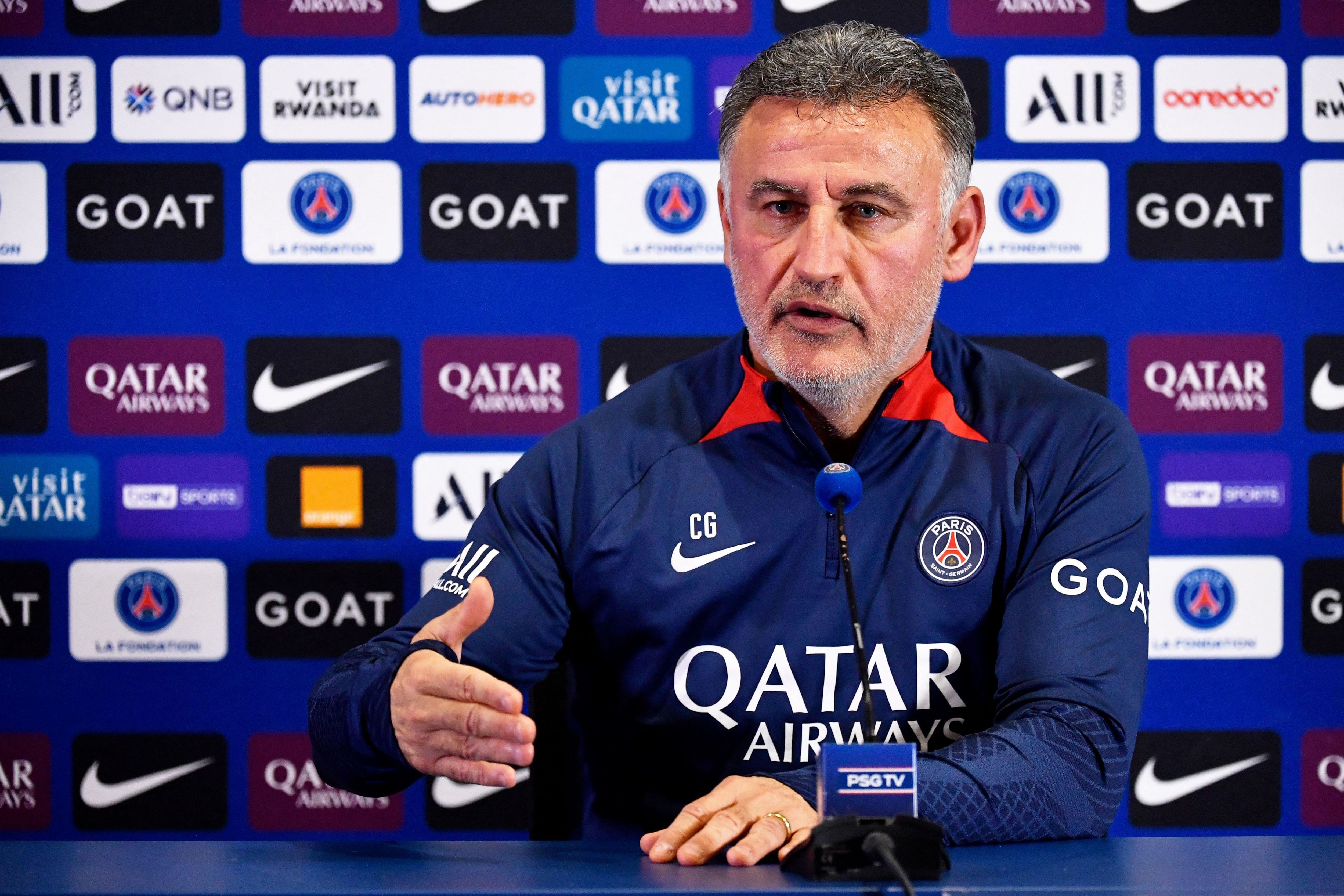 FBL-FRA-LIGUE1-PSG-PRESSER
