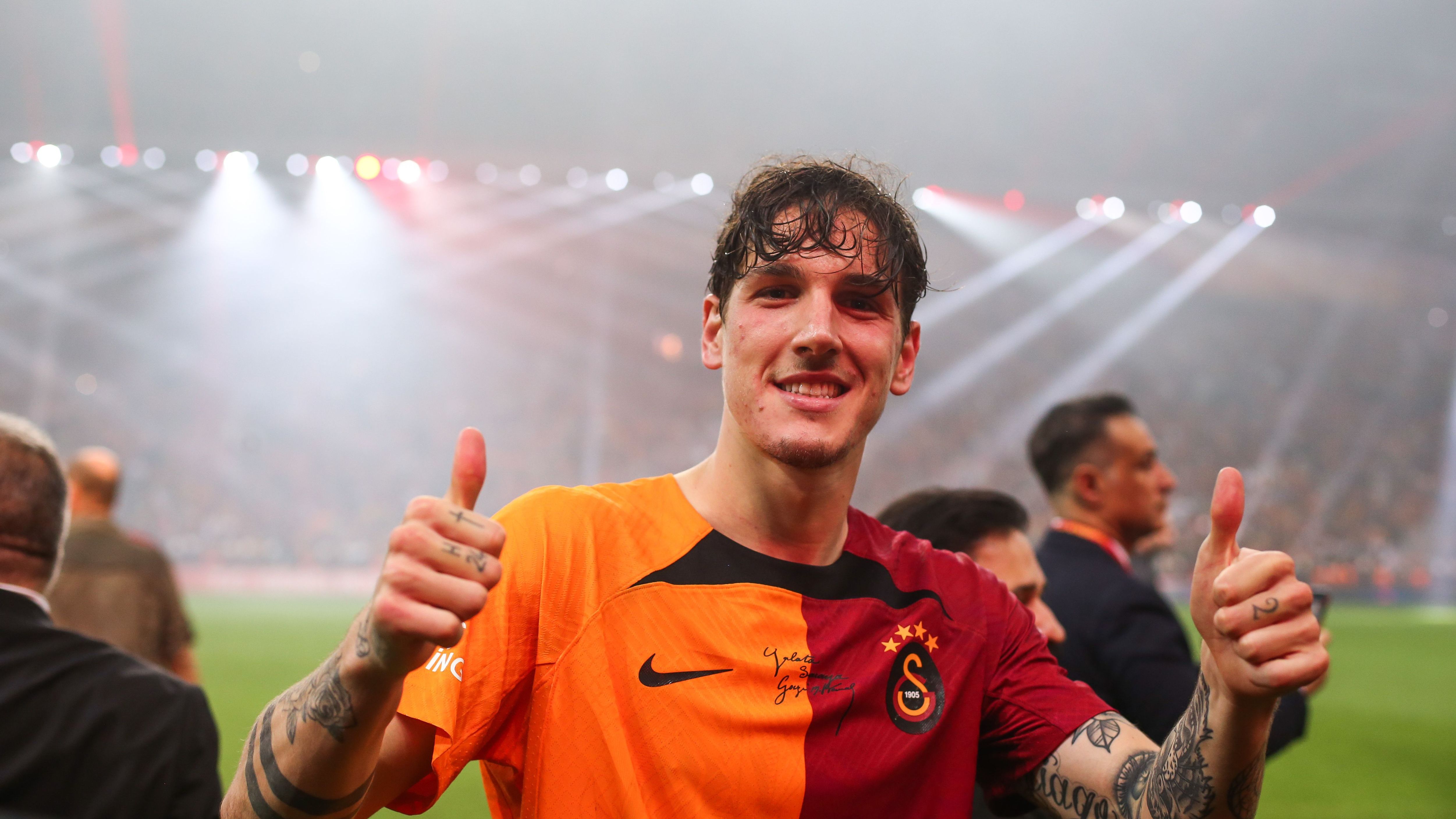 Galatasaray v Fenerbahce - Super Lig