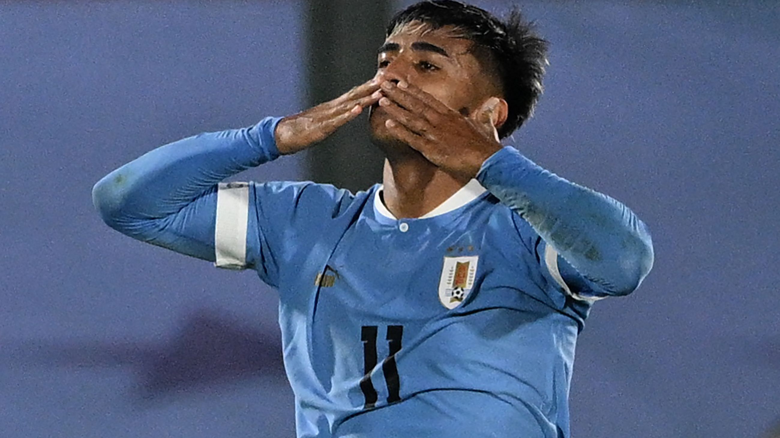 FBL-FRIENDLY-URU-CUB