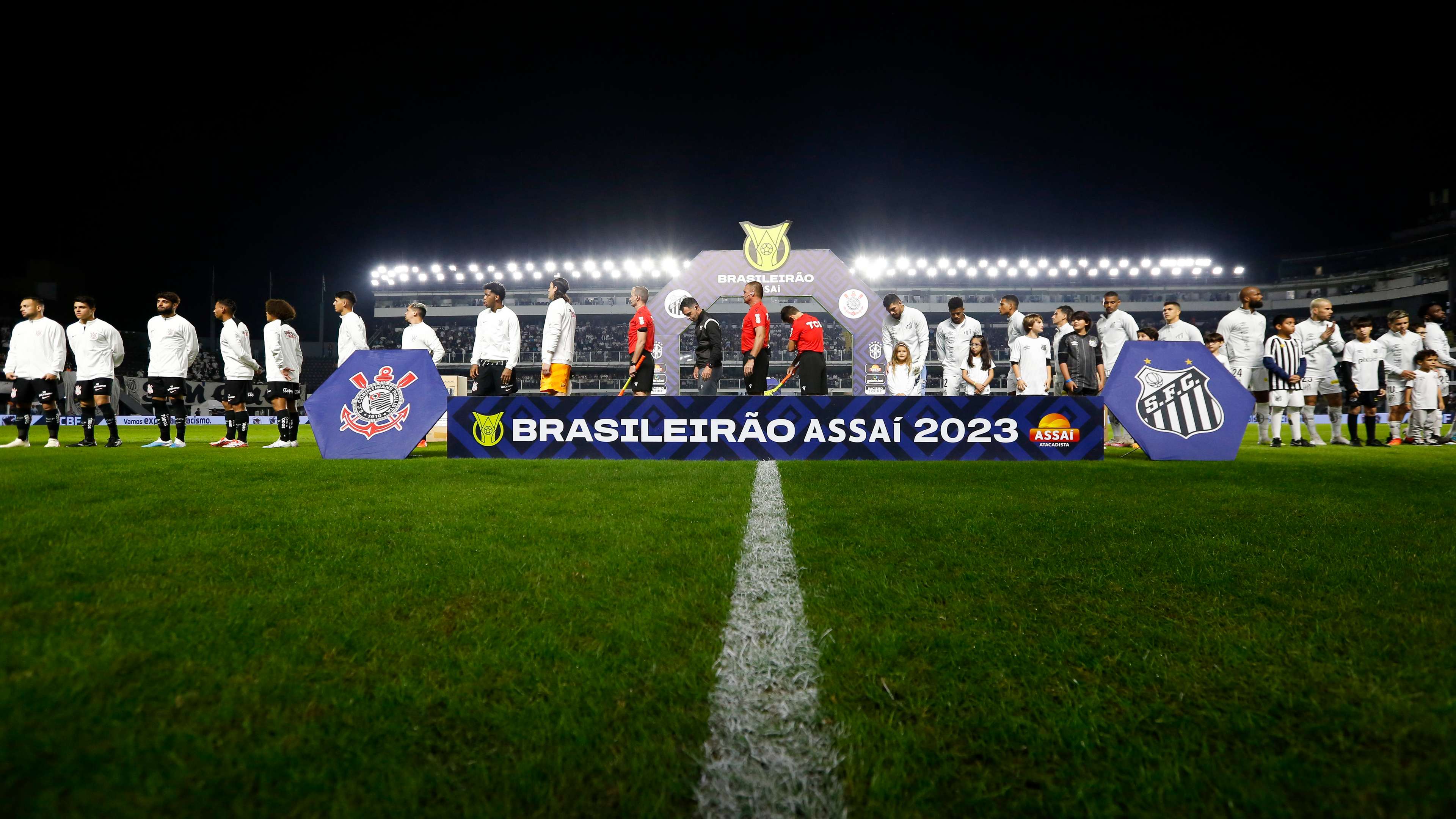 Santos v Corinthians - Brasileirao 2023