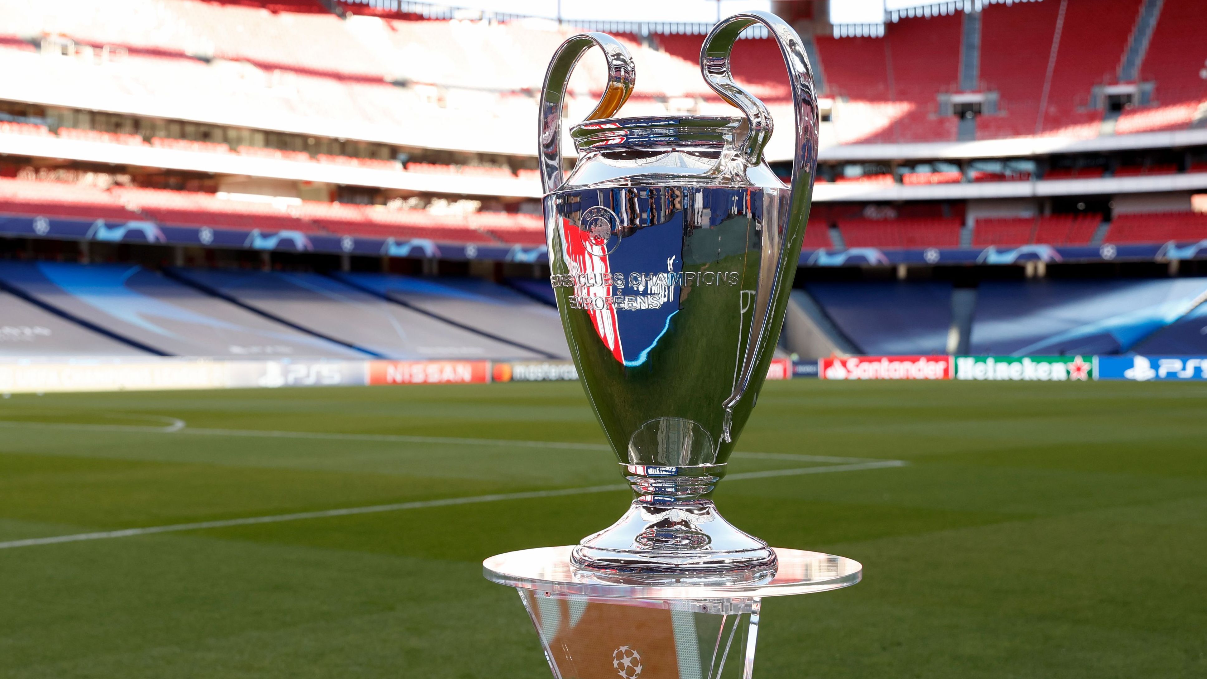Paris Saint-Germain v Bayern Munich - UEFA Champions League Final