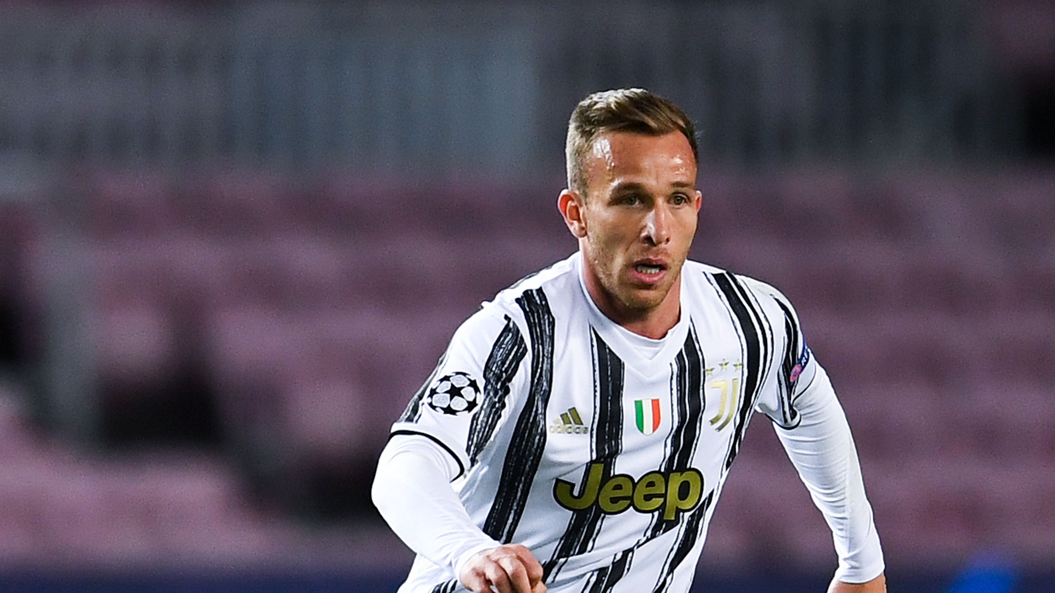 FC Barcelona v Juventus: Group G - UEFA Champions League