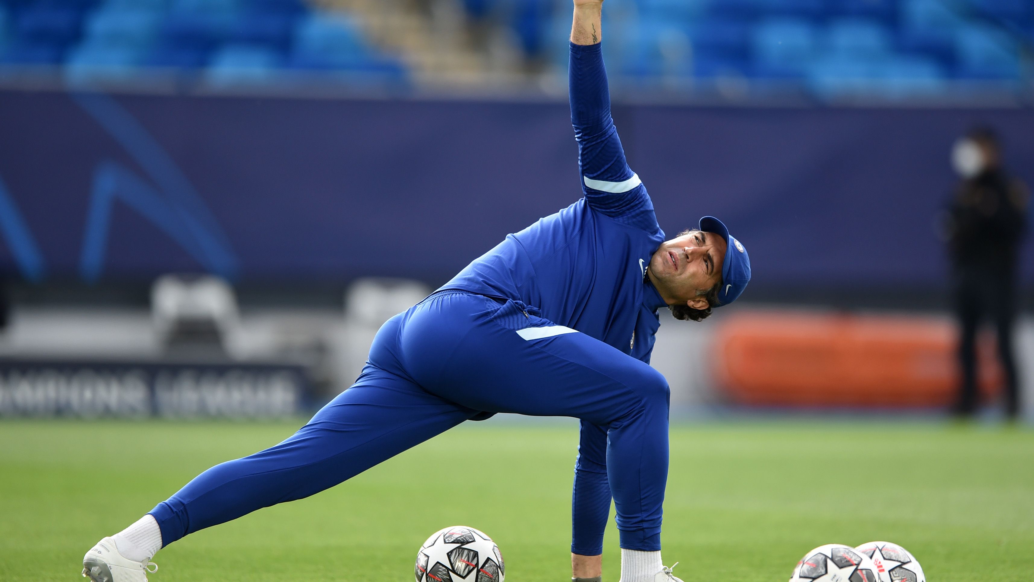 Real Madrid v Chelsea - UEFA Champions League Semi Final: Leg One