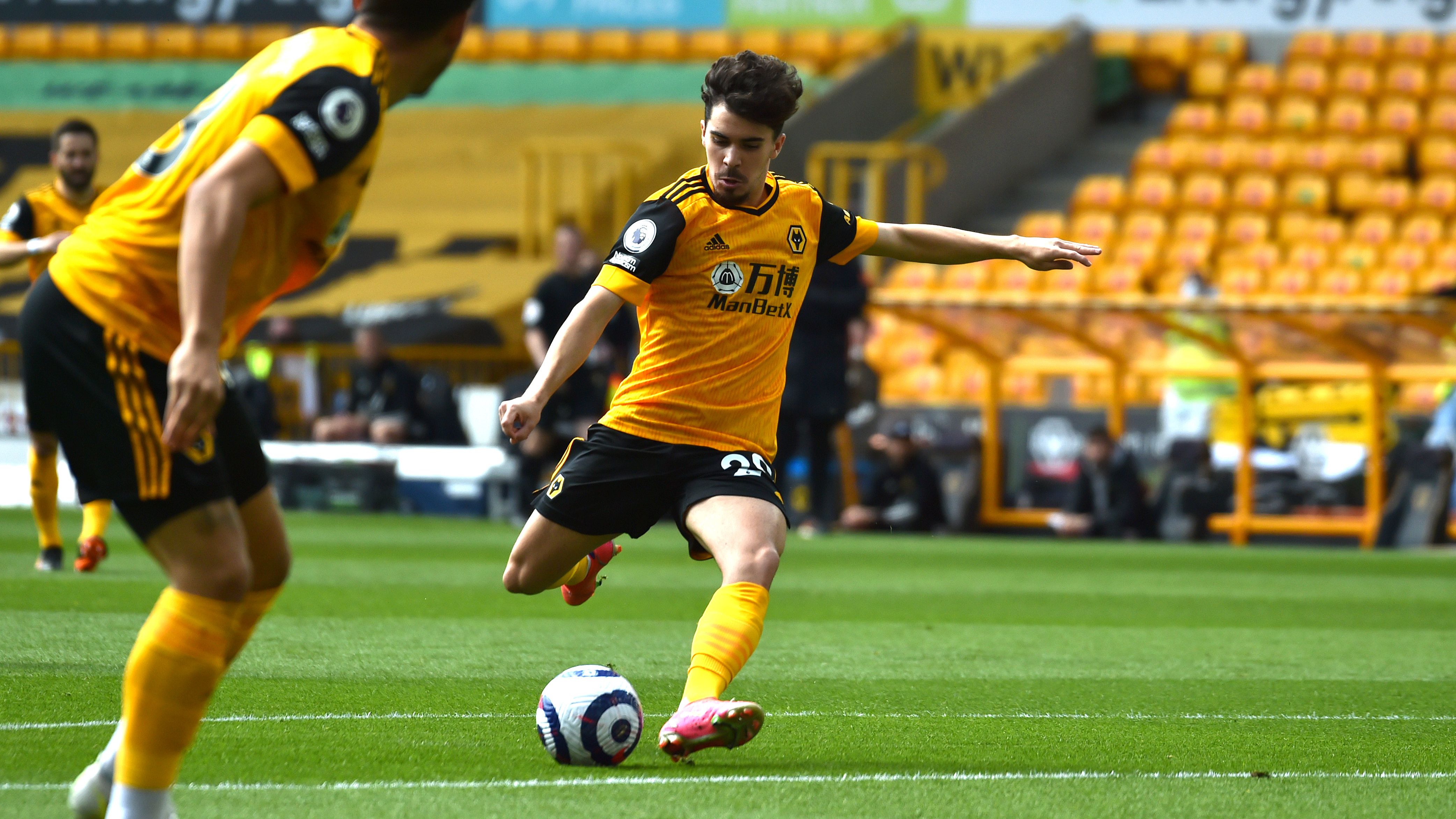Wolverhampton Wanderers v Brighton & Hove Albion - Premier League