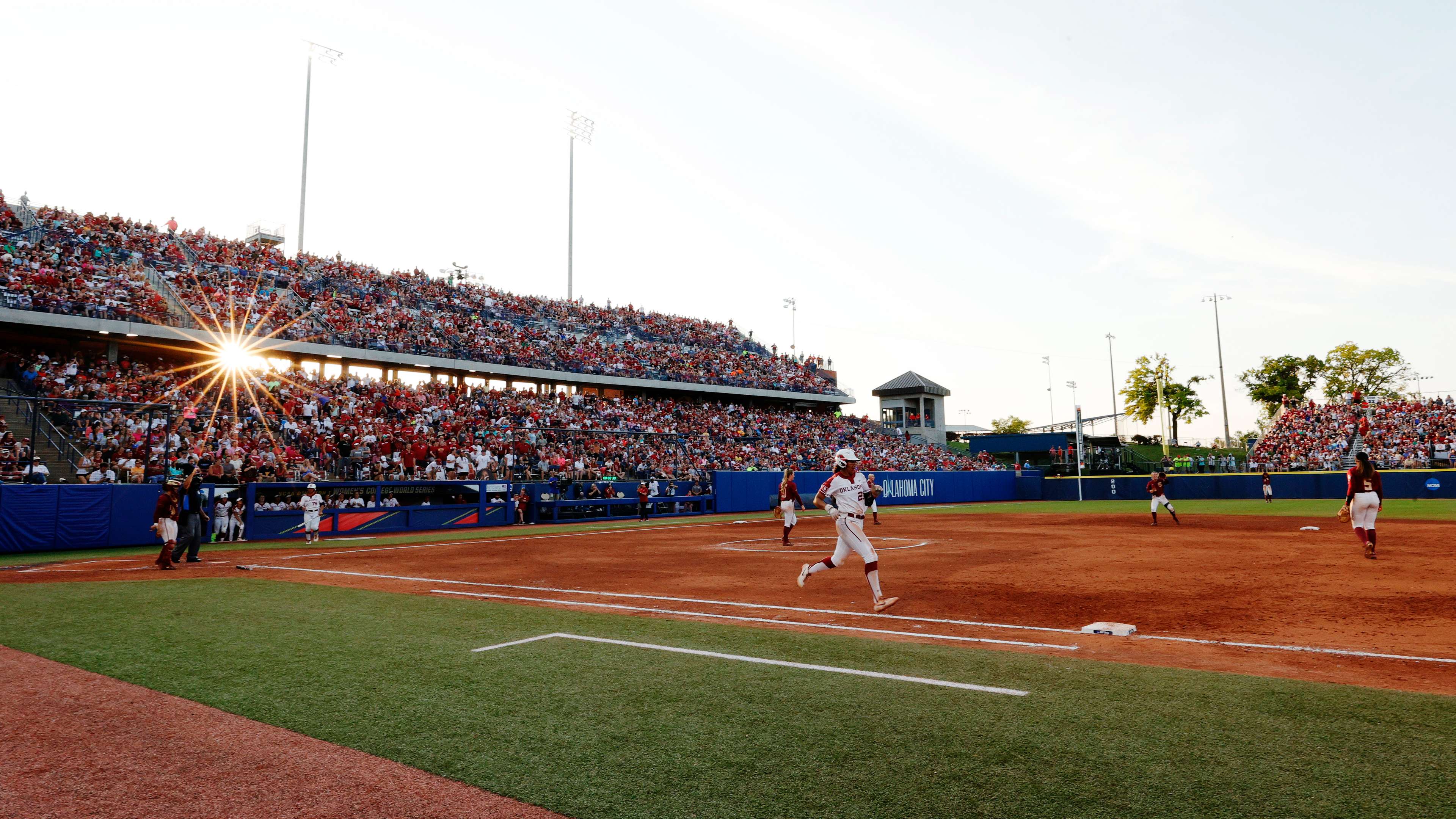 2021 NCAA Division I Women's Softball Championship - Game 1