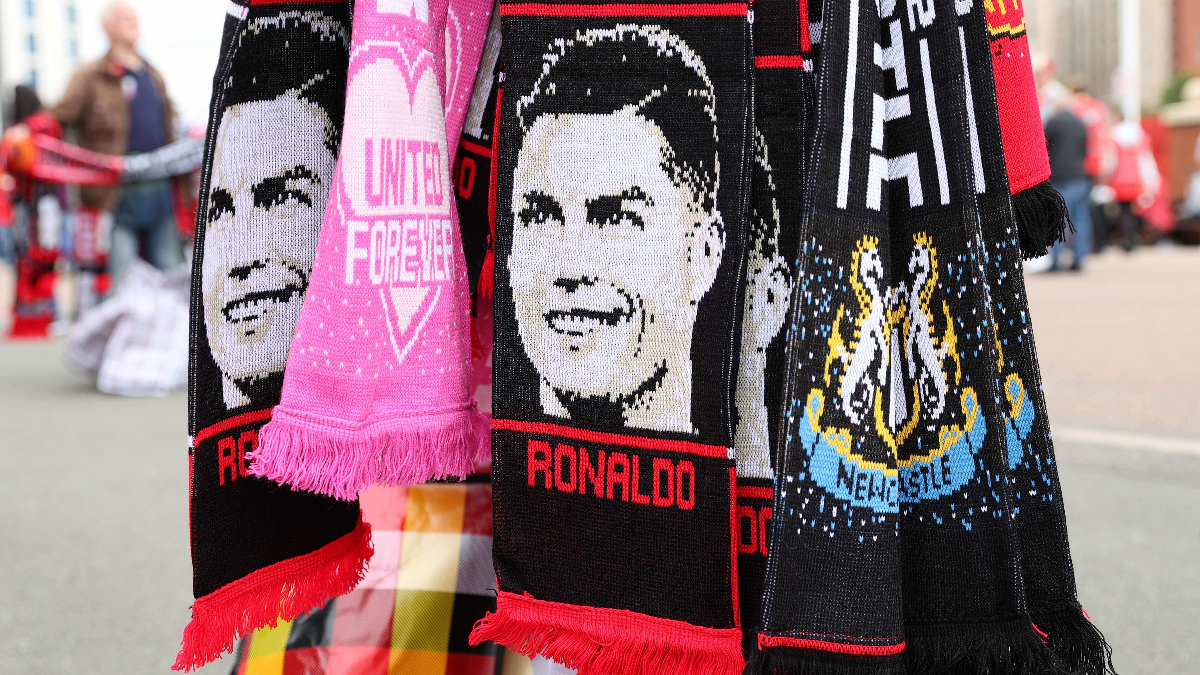 Manchester United v Newcastle United - Premier League