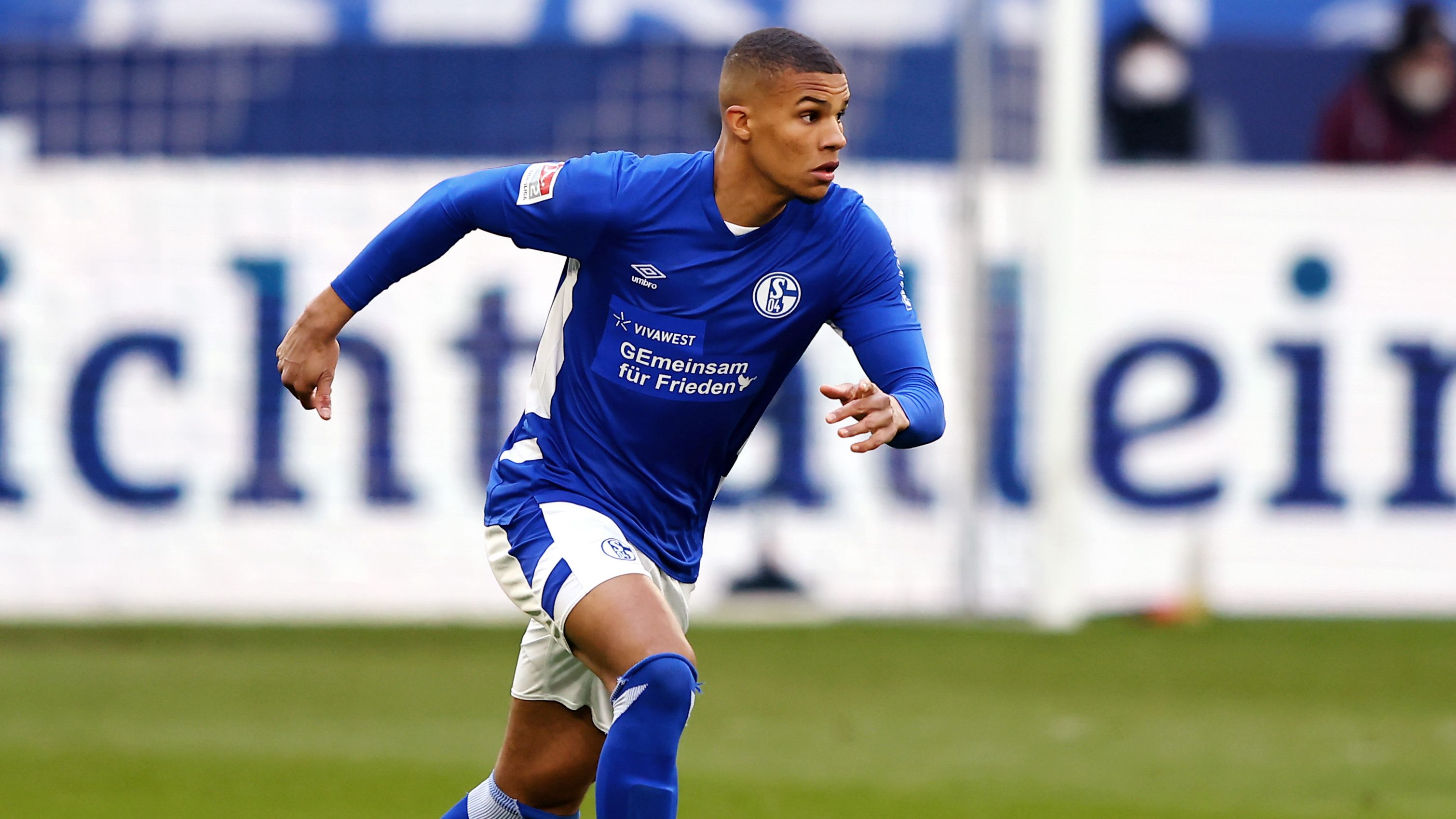 FC Schalke 04 v FC Hansa Rostock - Second Bundesliga