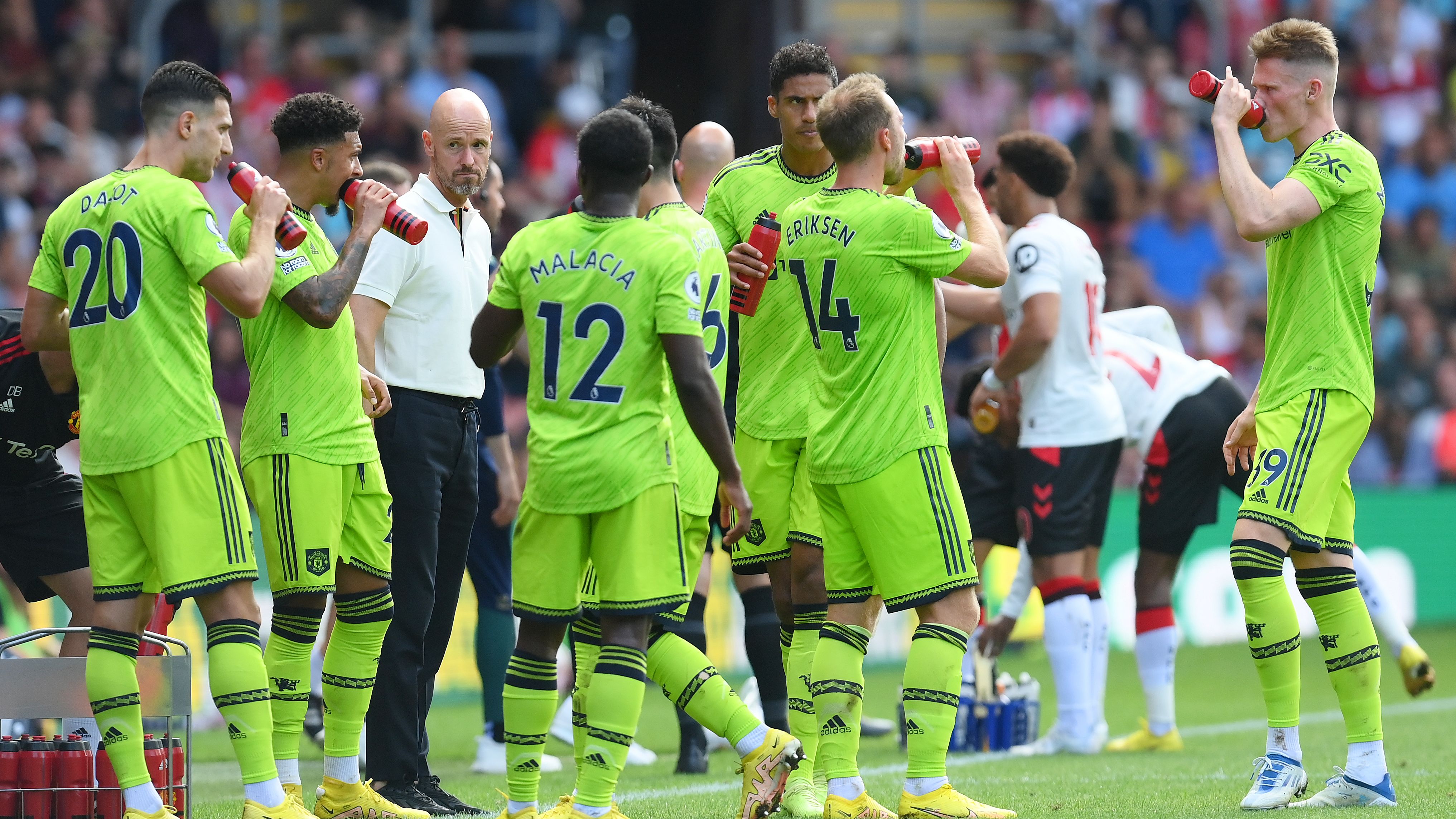Southampton FC v Manchester United - Premier League