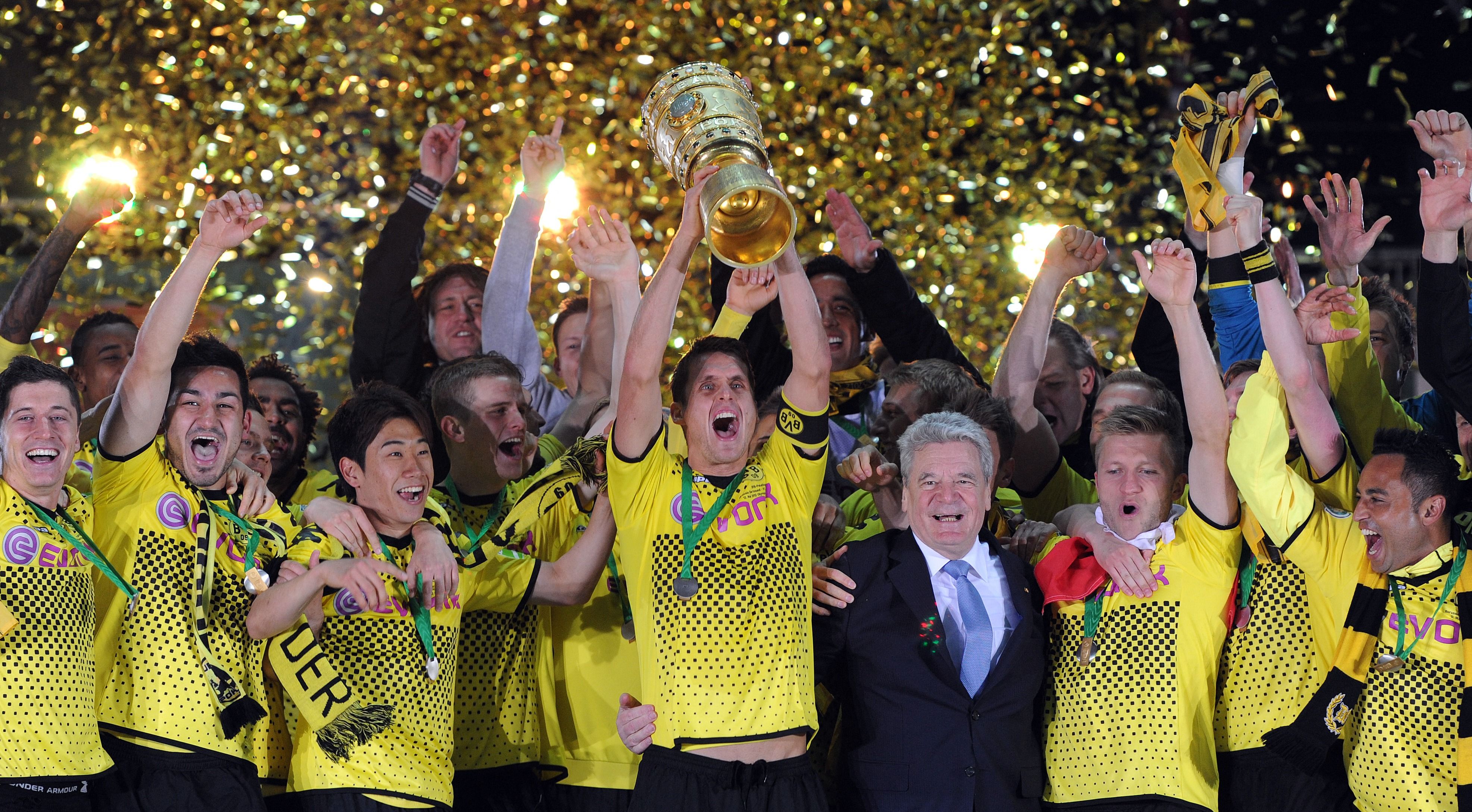 FBL-GER-CUP-MUNICH-DORTMUND