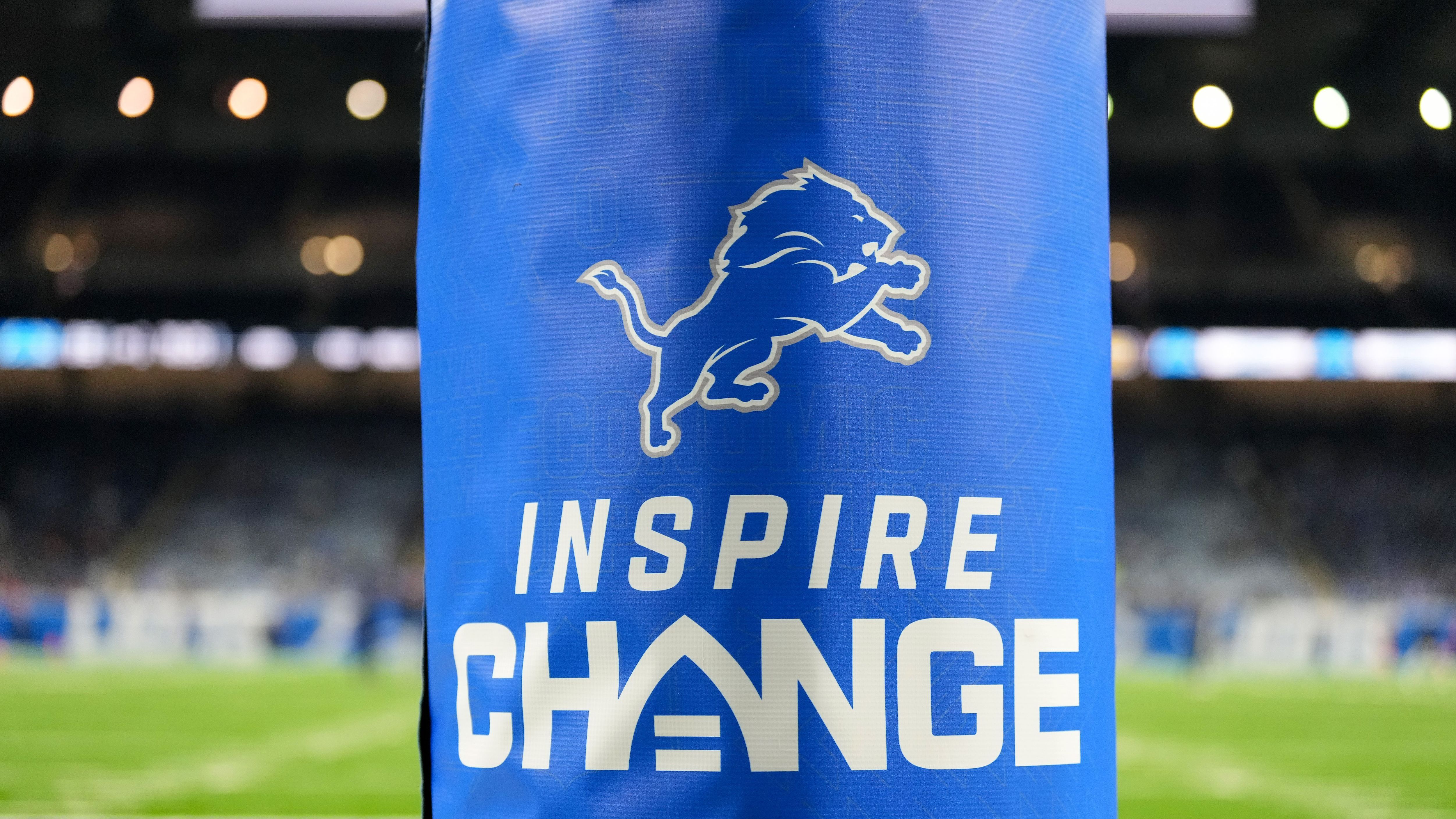 Chicago Bears v Detroit Lions