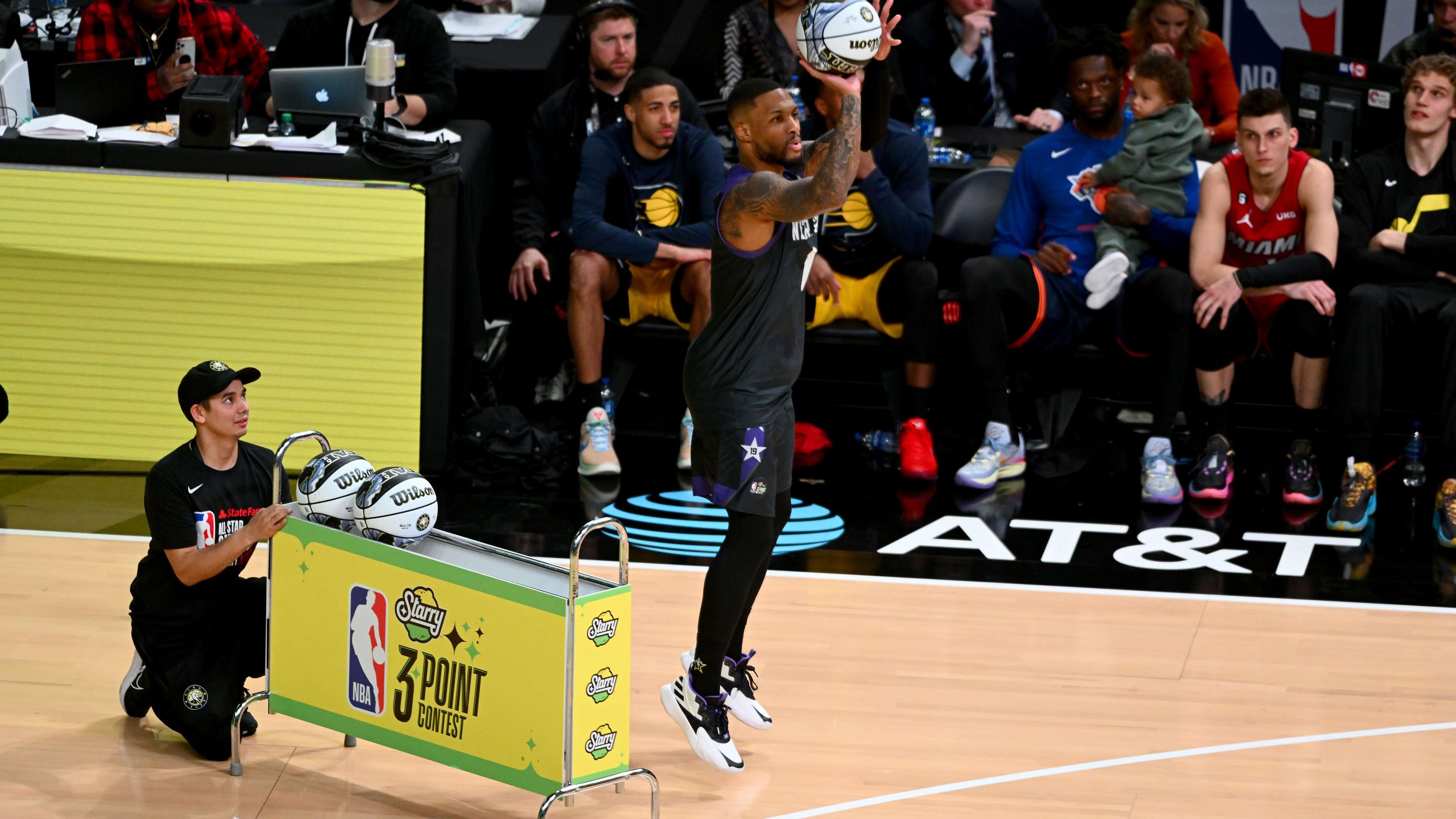 2023 NBA All Star - Starry 3-Point Contest