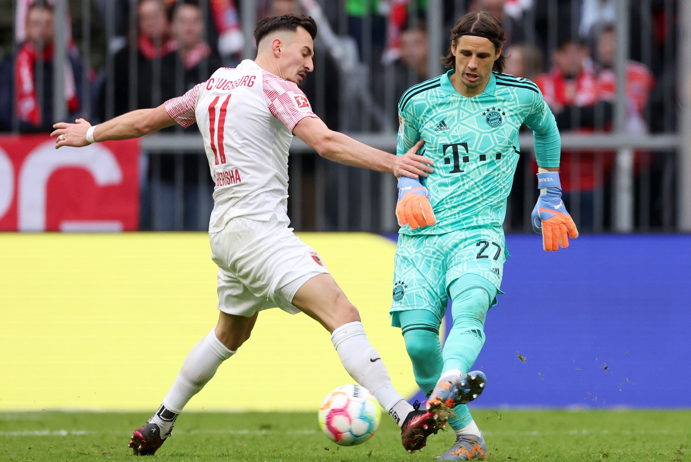 FC Bayern München v FC Augsburg - Bundesliga