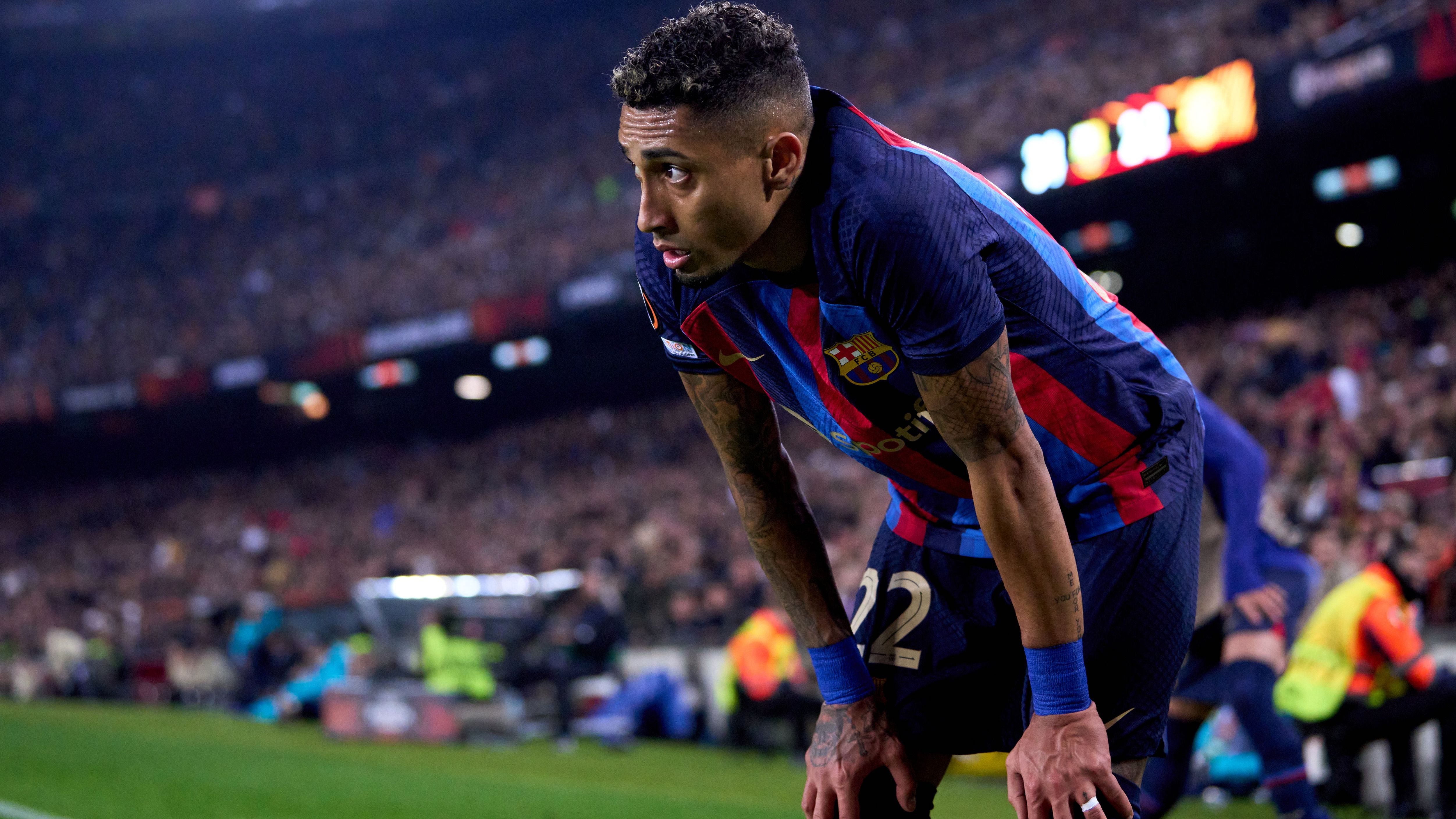 FC Barcelona v Manchester United: Knockout Round Play-Off Leg One - UEFA Europa League