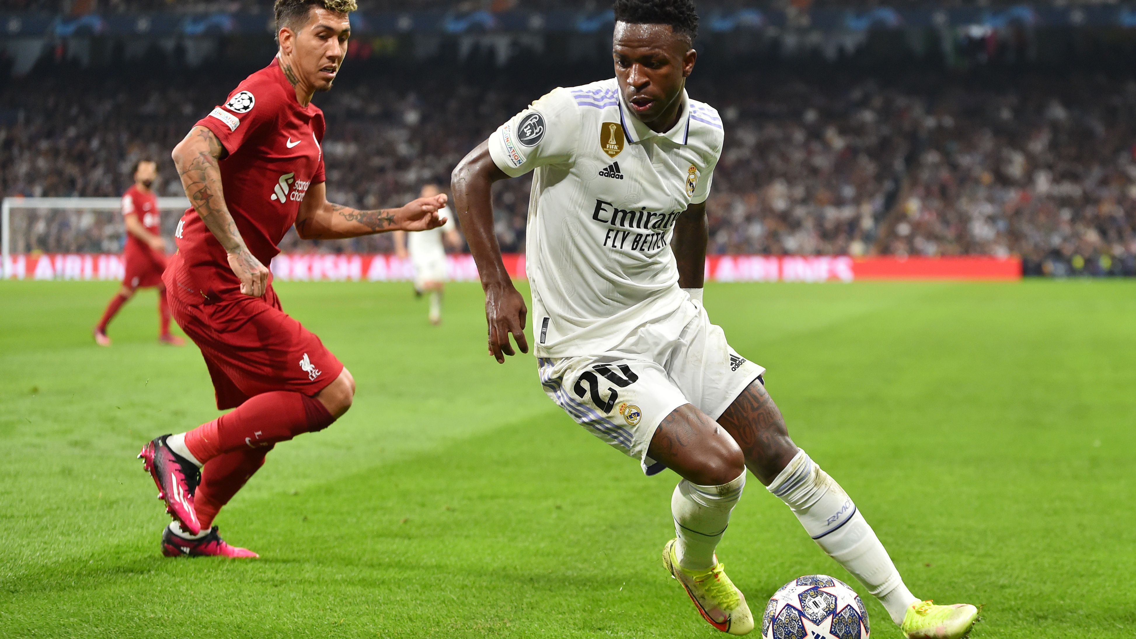 Real Madrid v Liverpool FC: Round of 16 Second Leg - UEFA Champions League