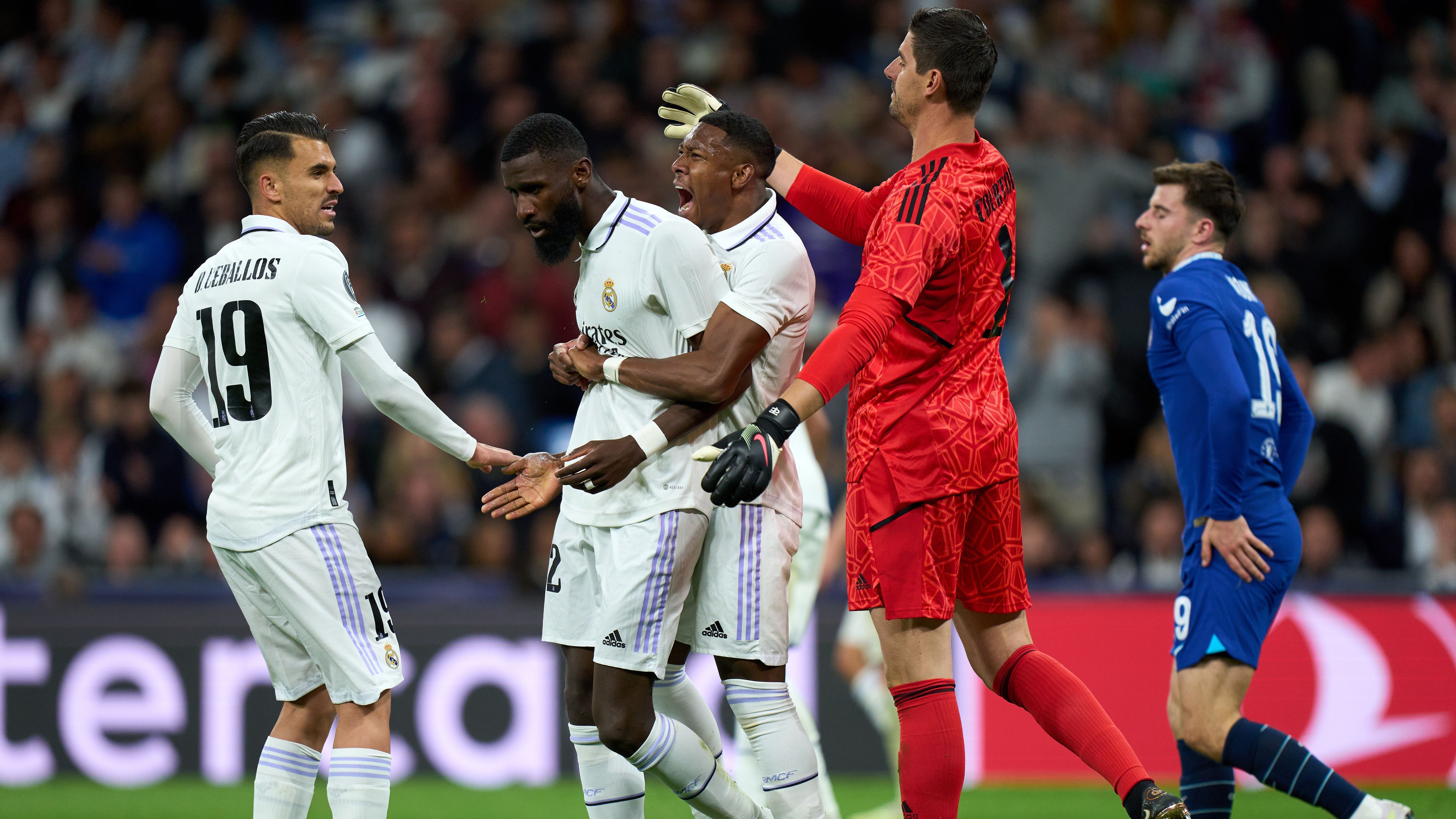 Real Madrid v Chelsea FC: Quarterfinal First Leg - UEFA Champions League