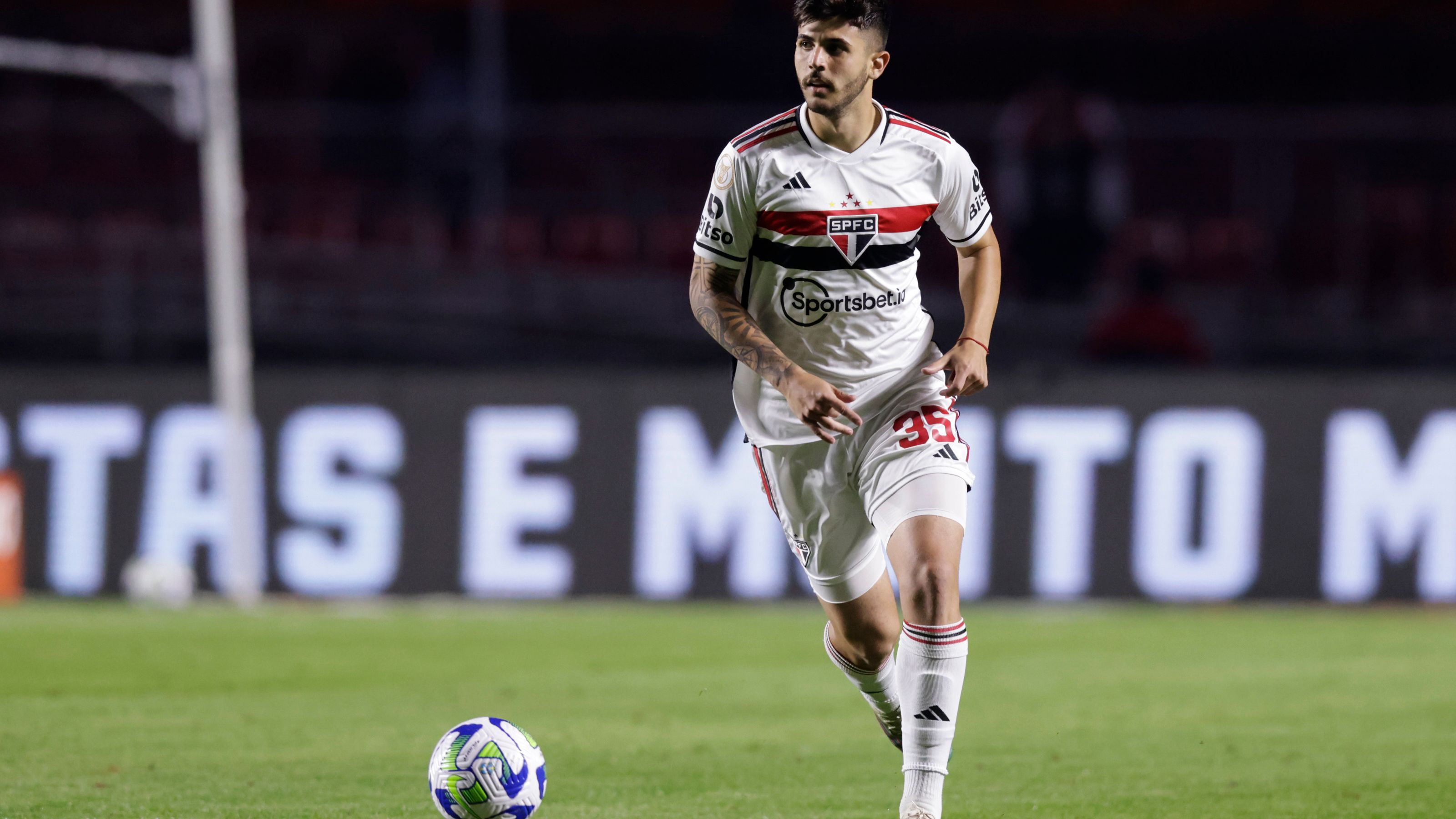 Sao Paulo v Athletico Paranaense - Brasileirao 2023