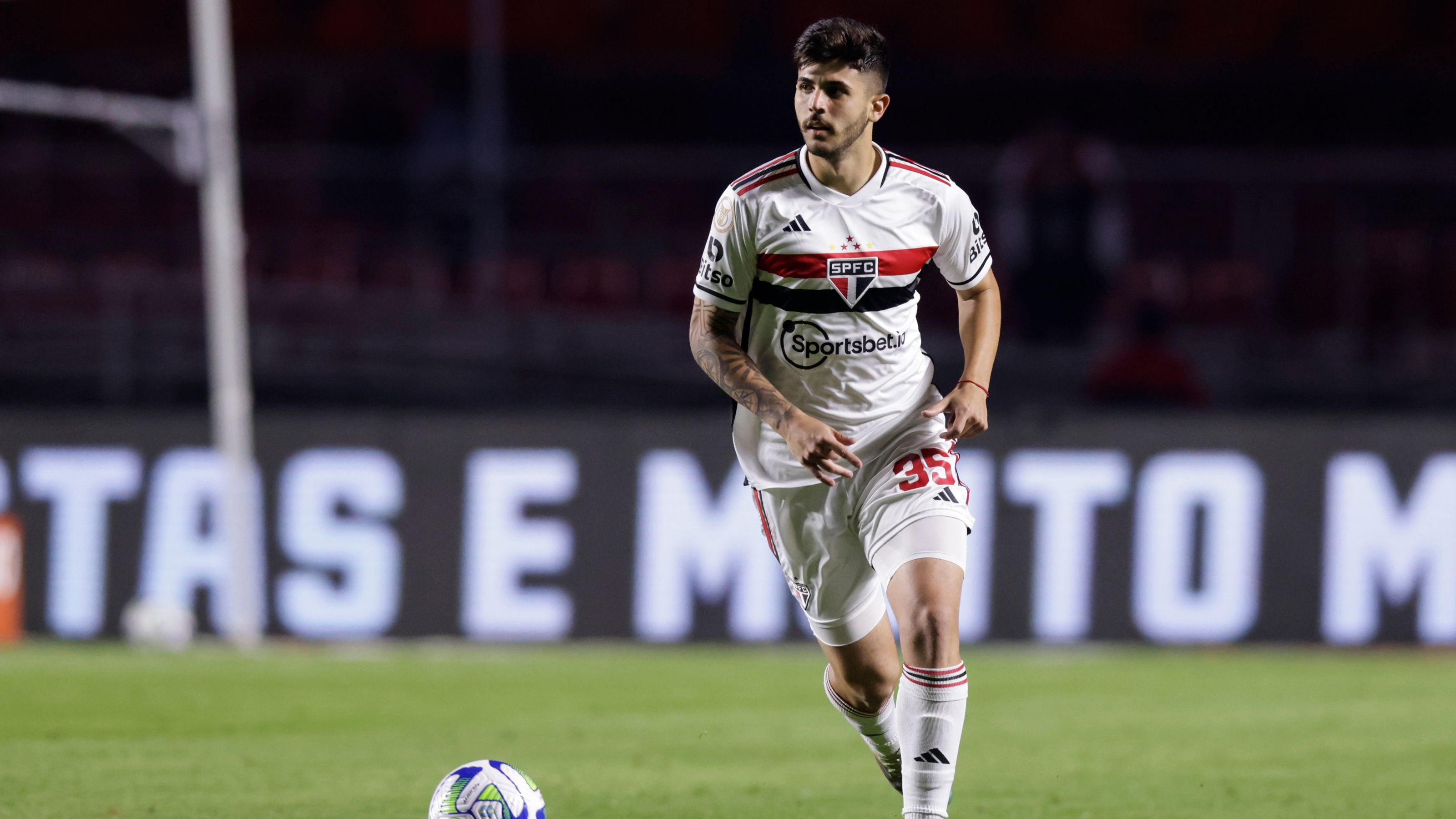 Sao Paulo v Athletico Paranaense - Brasileirao 2023