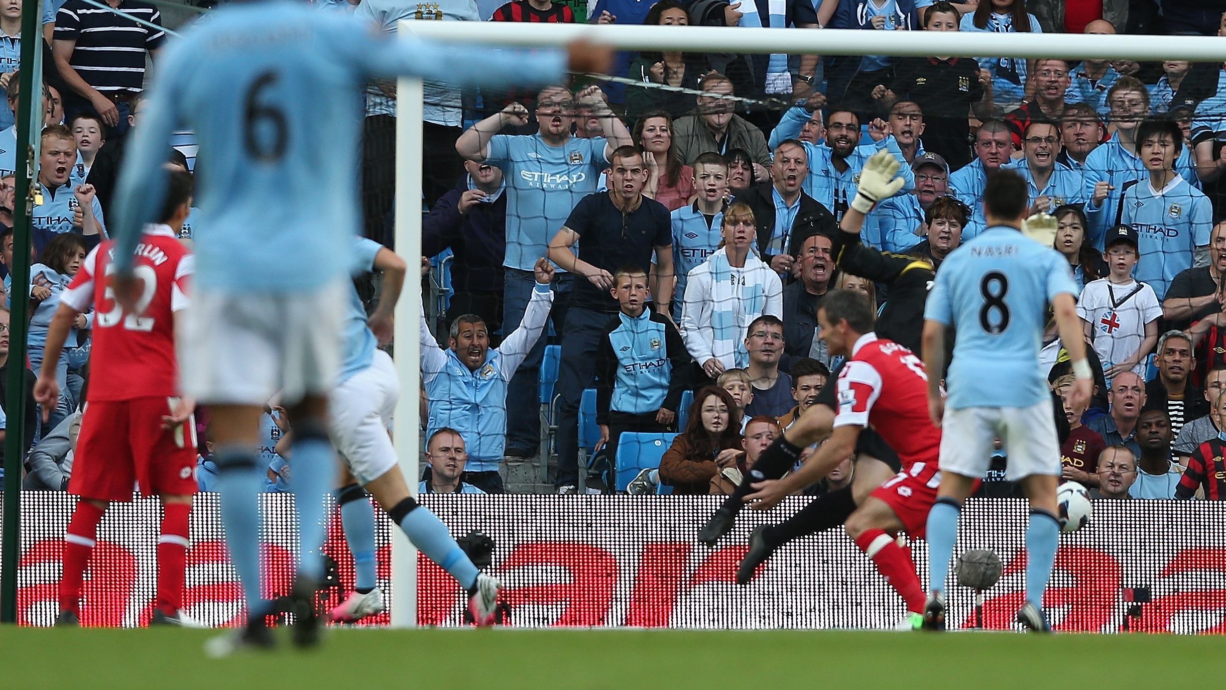 Manchester City v Queens Park Rangers - Premier League