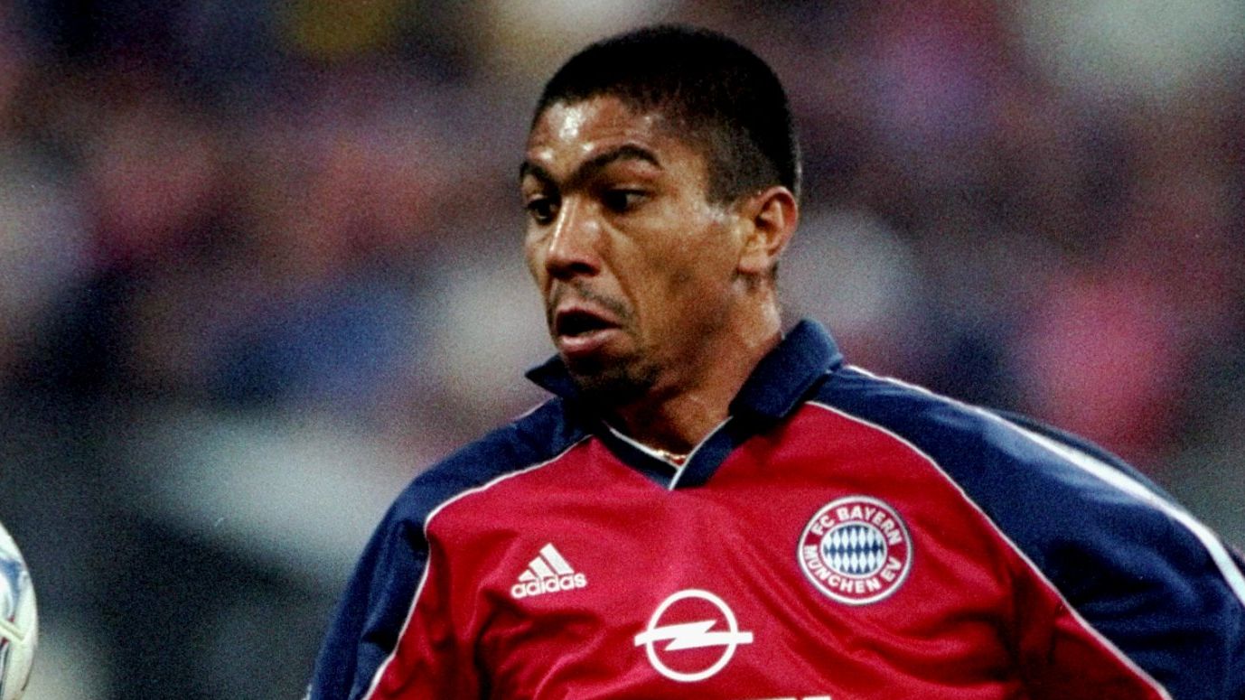 Giovane Elber of Bayern Munich