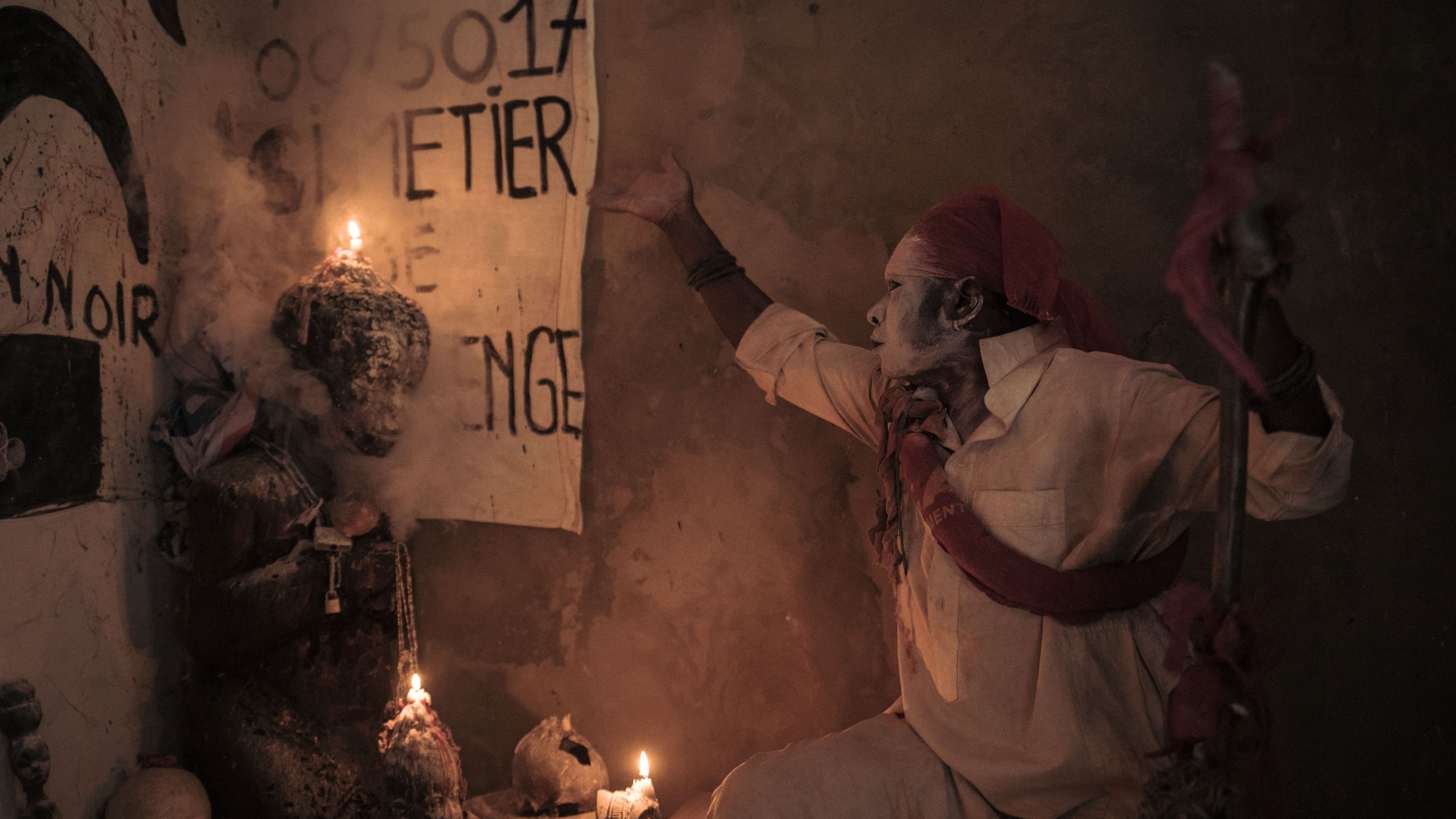 WRESTLING-DRC-TRADITION-VOODOO