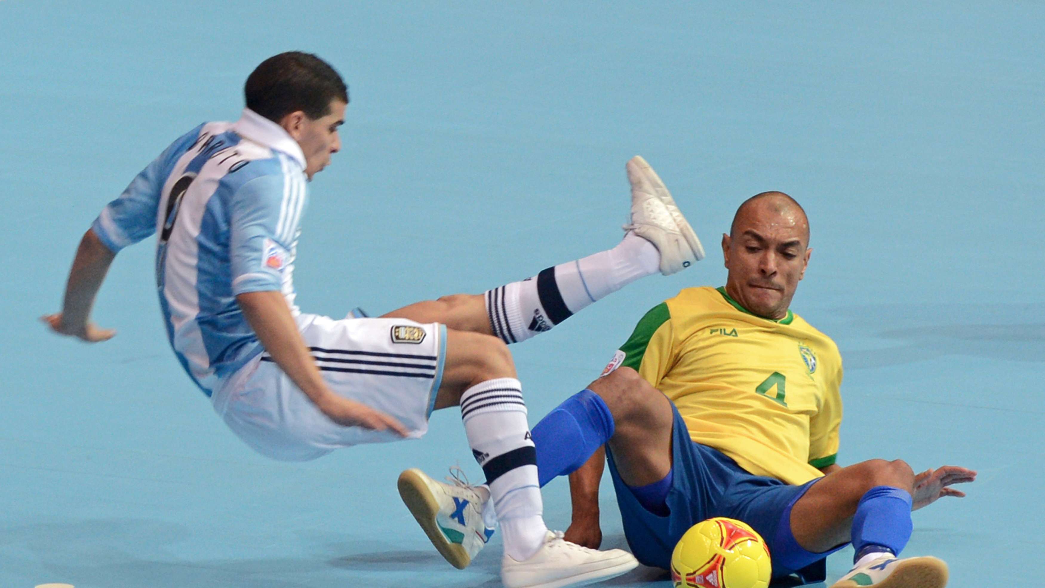 FUTSAL-WC2012-ARG-BRA