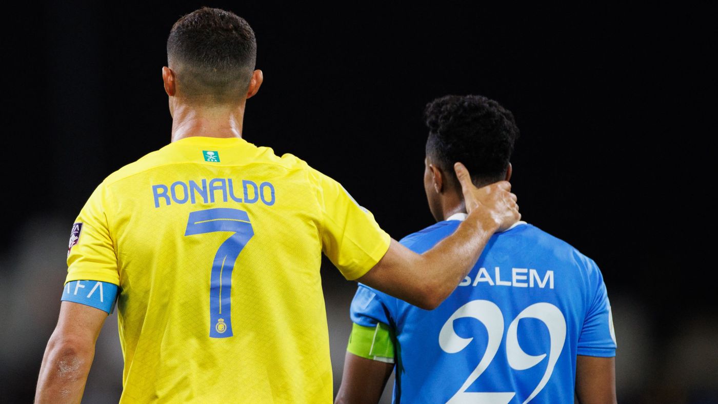 القدية تحسم جدل الاستحواذ على النصر بالتعاون مع كريستيانو رونالدو .. وعائلة ابن طلال تتوعد: الله يعين منافسي الهلال!