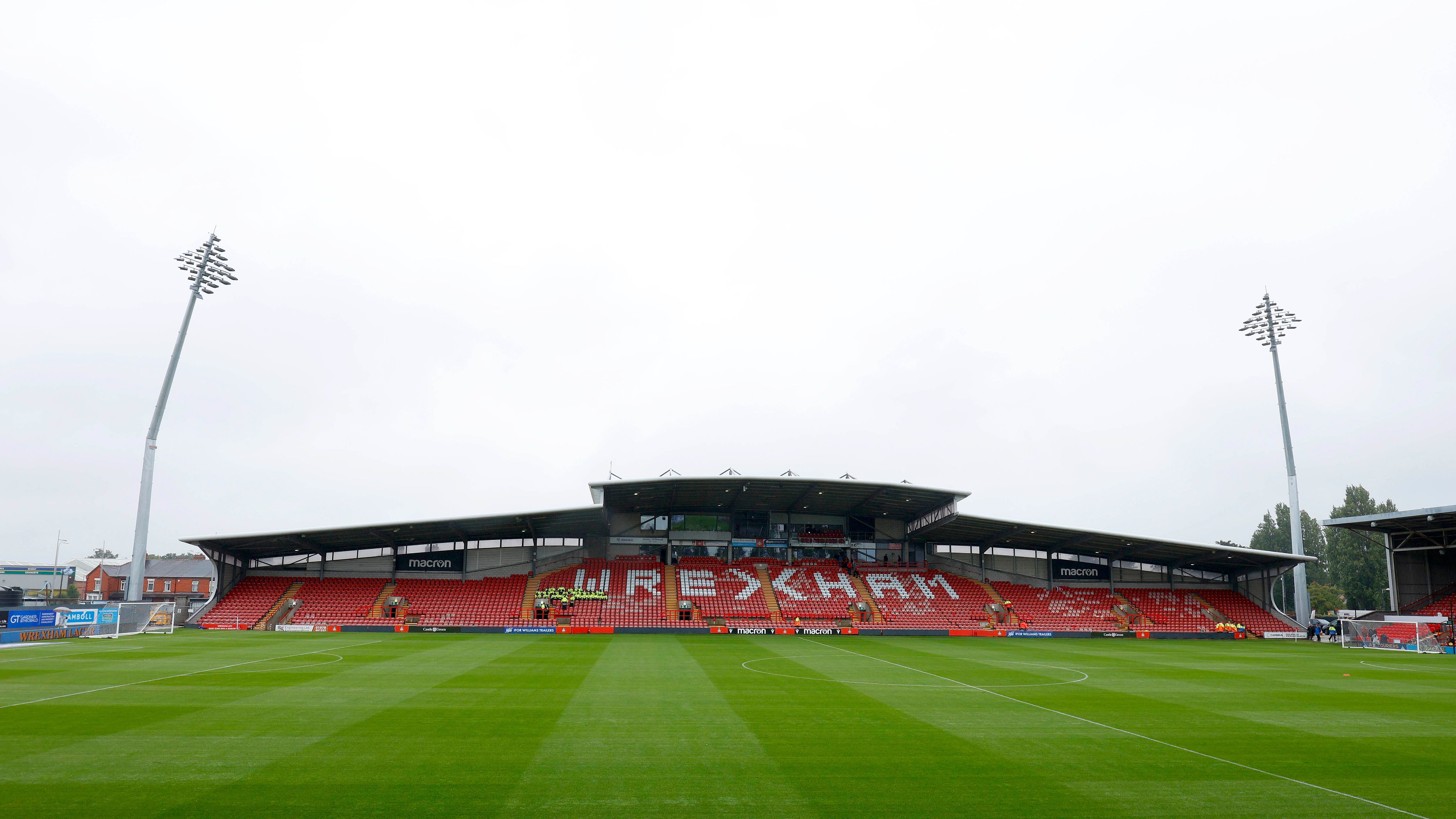 Wrexham v Milton Keynes Dons - Sky Bet League Two