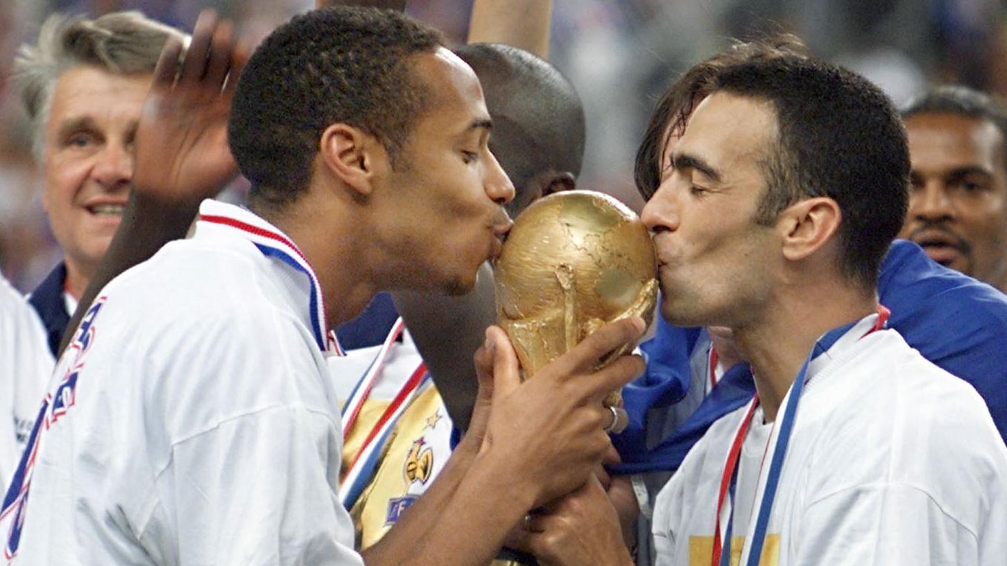 TOPSHOT-CUP-FR98-BRA-FRA-HENRY-DJORKAEFF-TROPHY