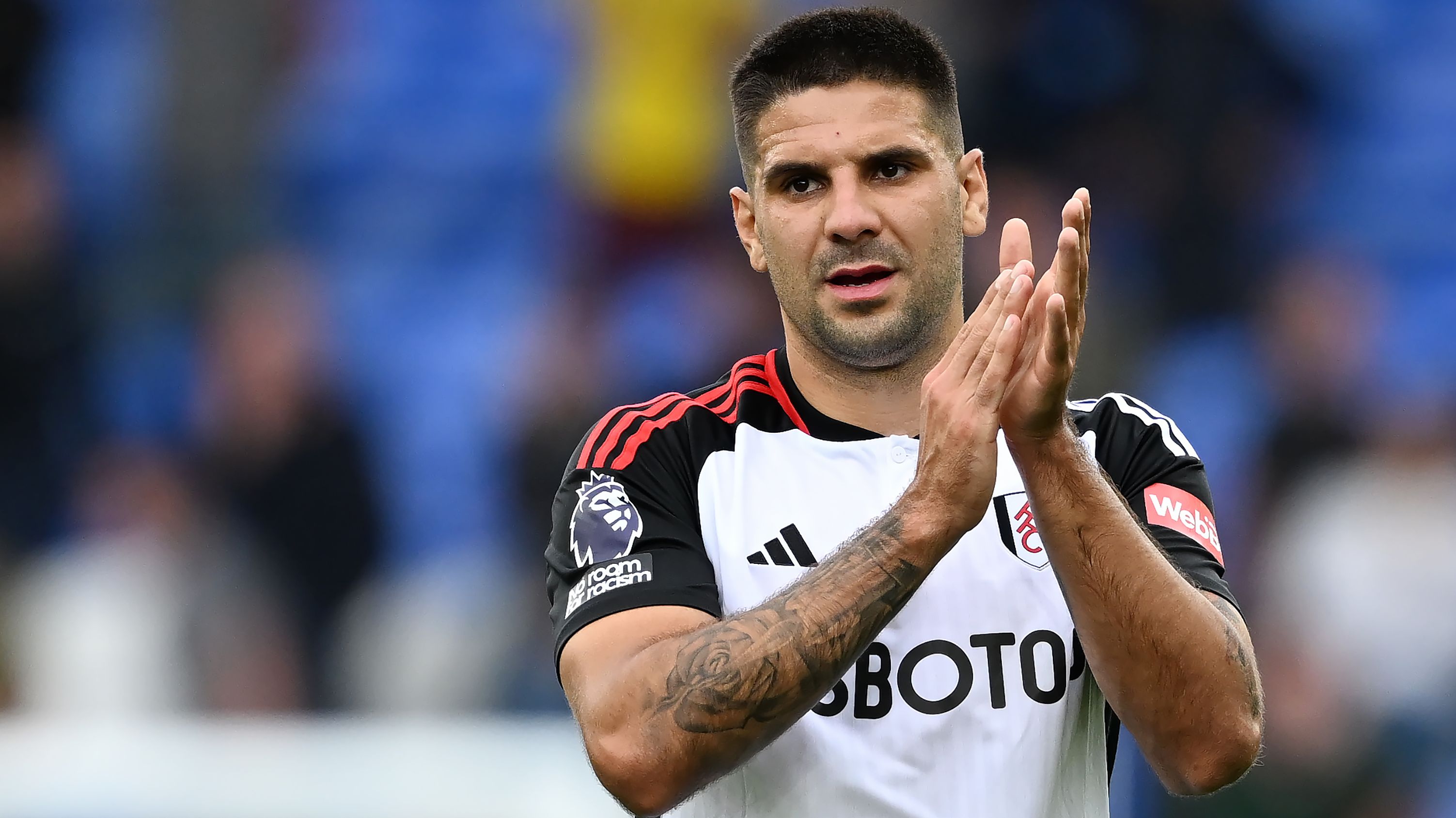 Everton FC v Fulham FC - Premier League