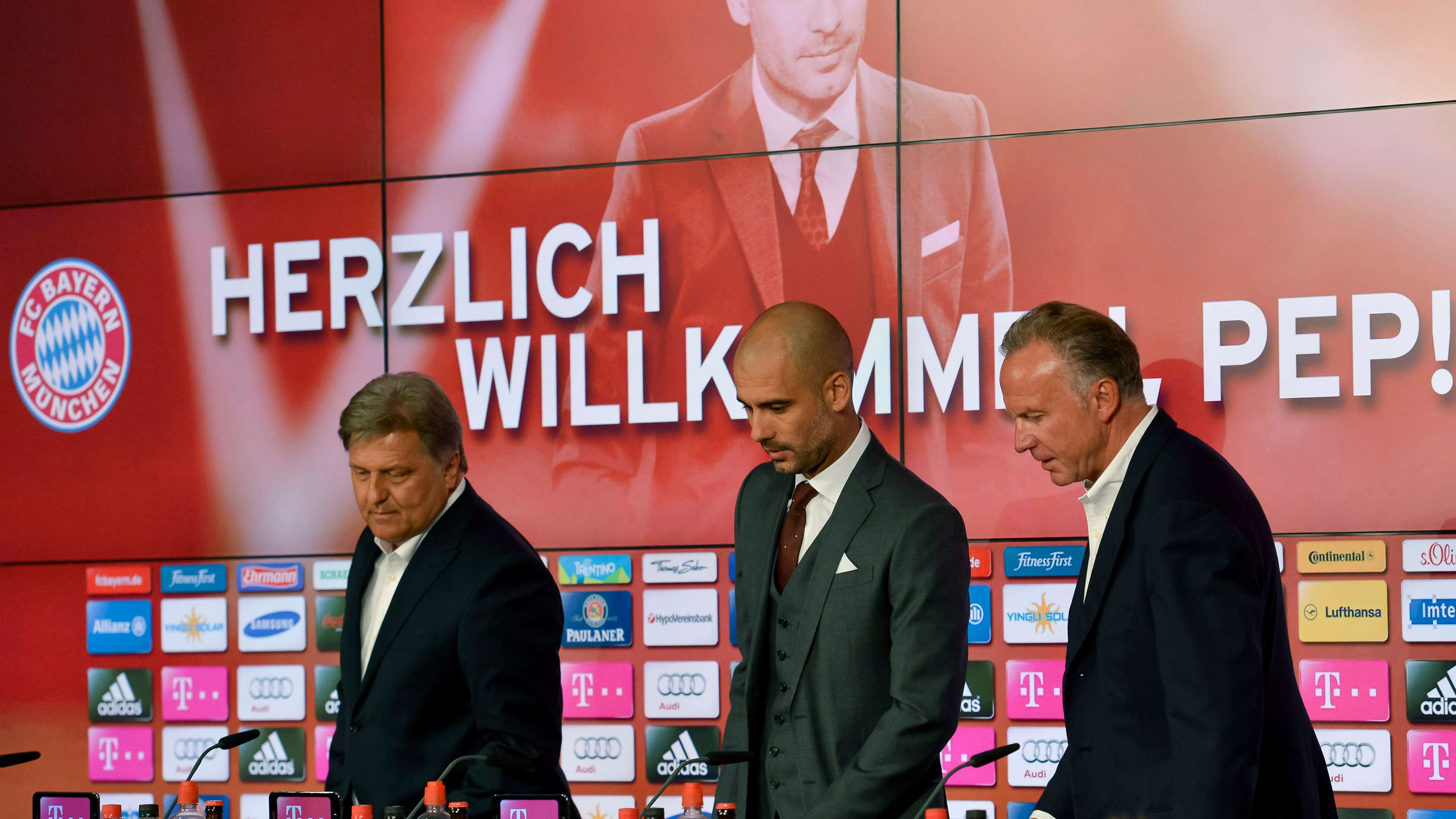 FBL-GER-ESP-BUNDESLIGA-BAYERN MUNICH- GUARDIOLA