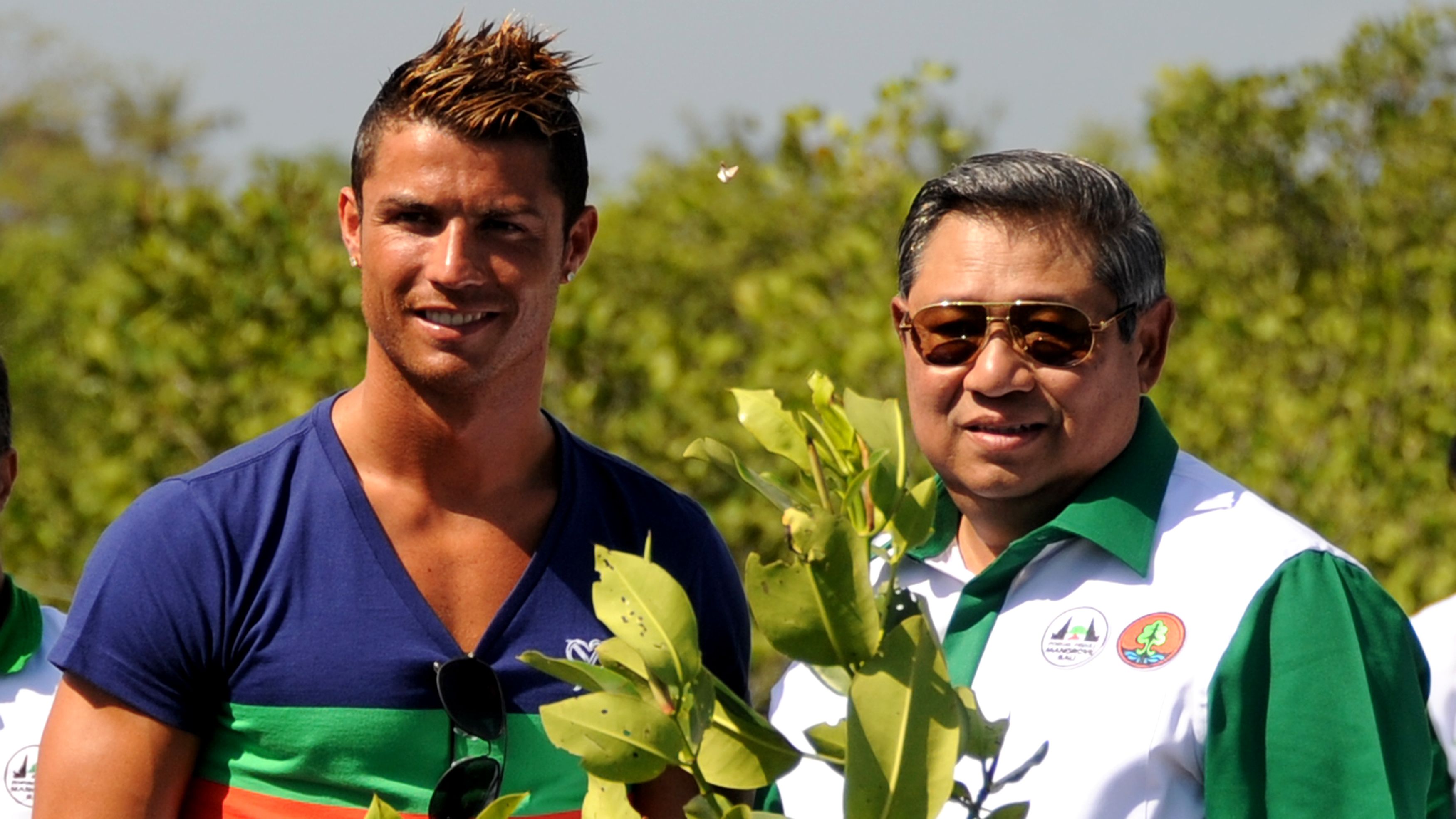 INDONESIA-ENVIRONMENT-POEPLE-RONALDO