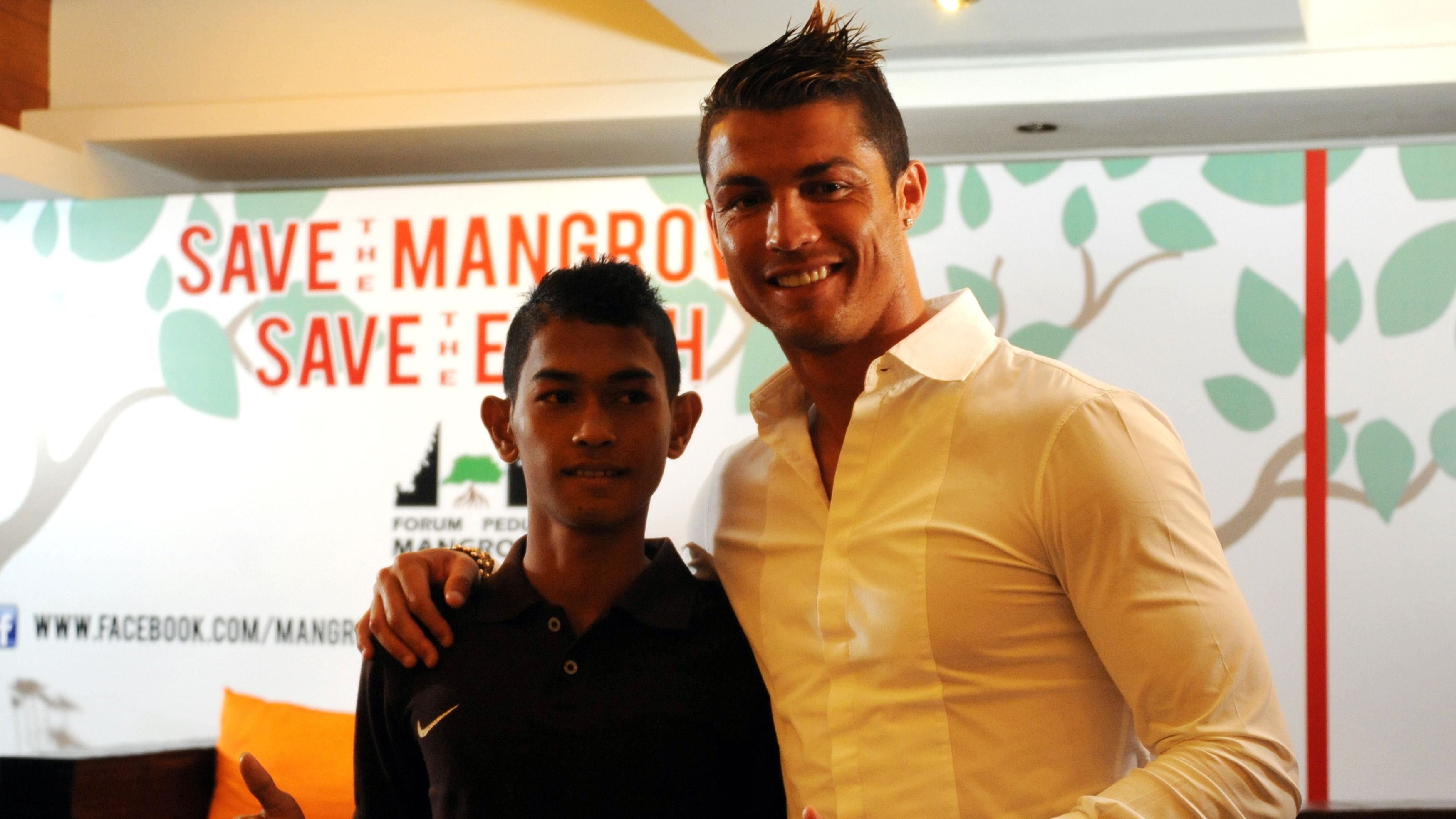 INDONESIA-ENVIRONMENT-POEPLE-RONALDO