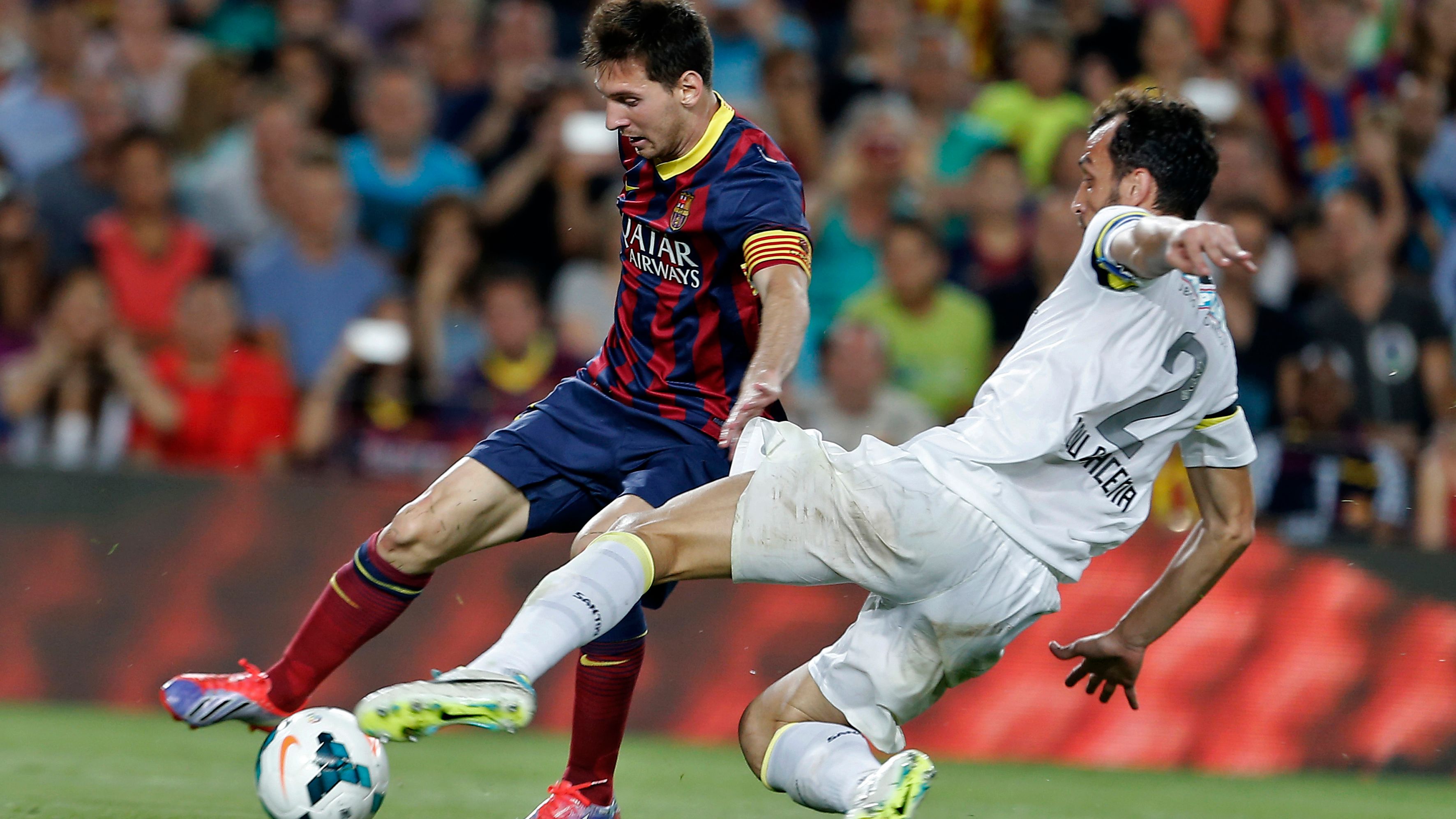 FBL-ESP-BRA-BARCELONA-SANTOS