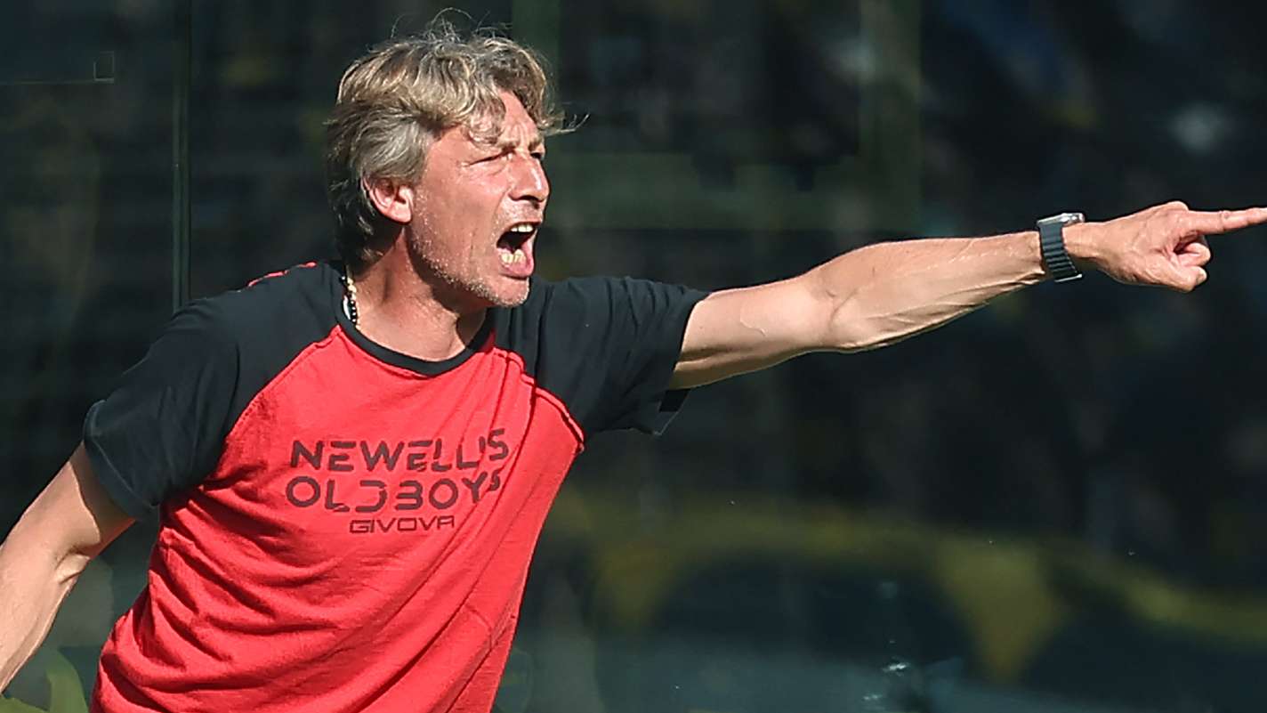 FBL-ARGENTINA-BOCA-NEWELLS