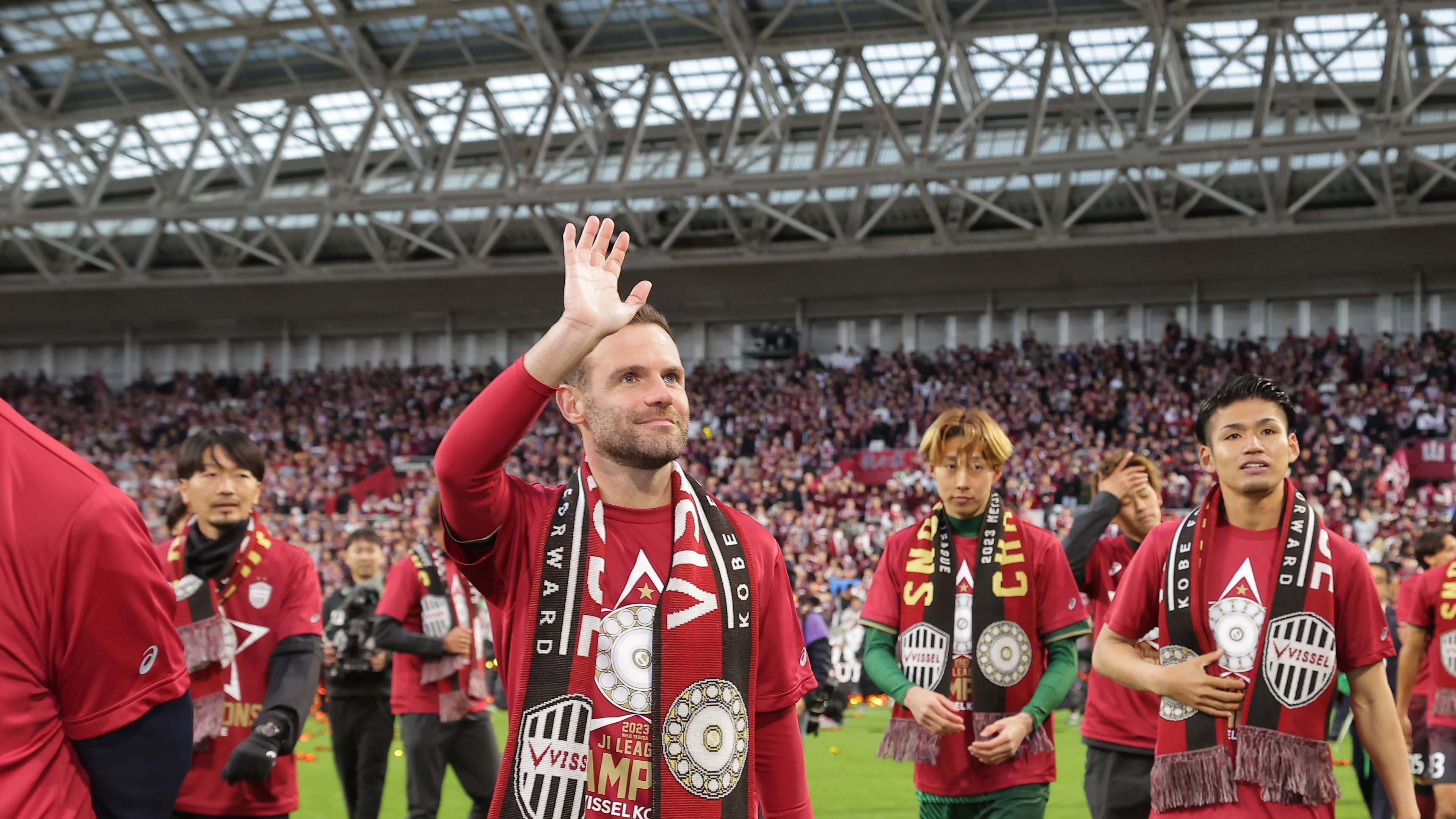Vissel Kobe v Nagoya Grampus - J.LEAGUE Meiji Yasuda J1
