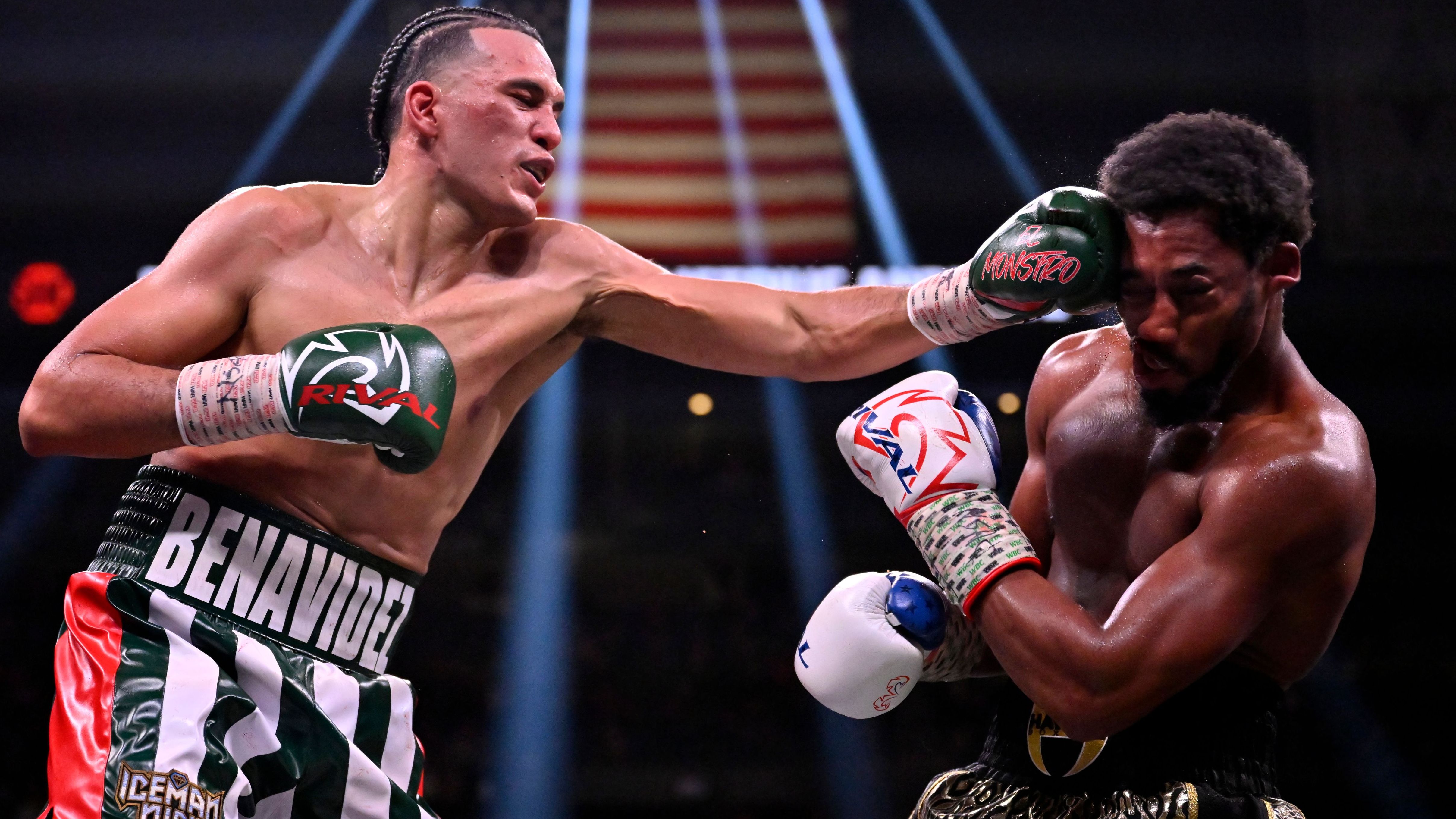 David Benavidez v Demetrius Andrade
