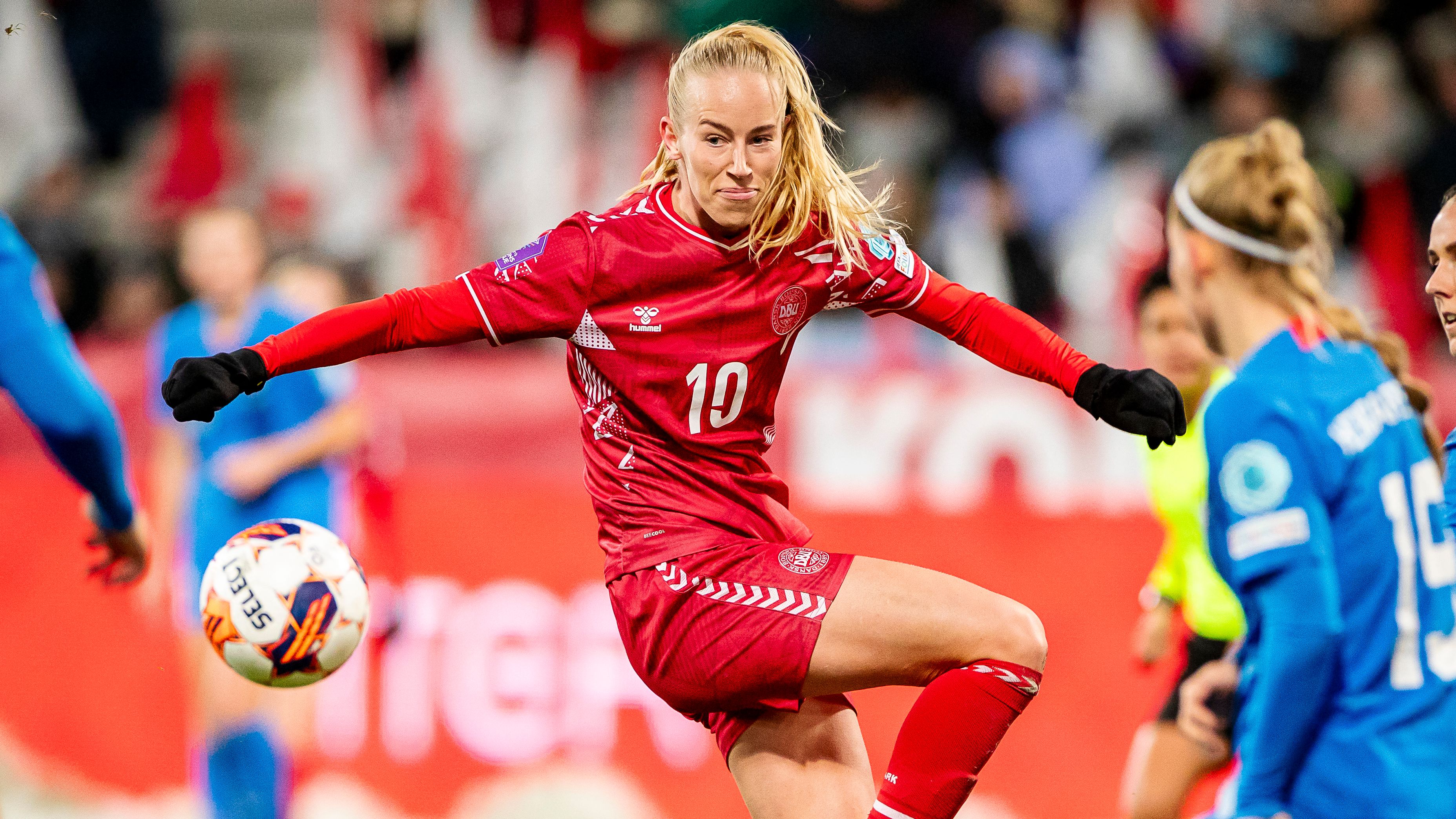 FBL-EUR-NATIONS-WOMEN-DEN-ISL-Fbl-Women-Nations