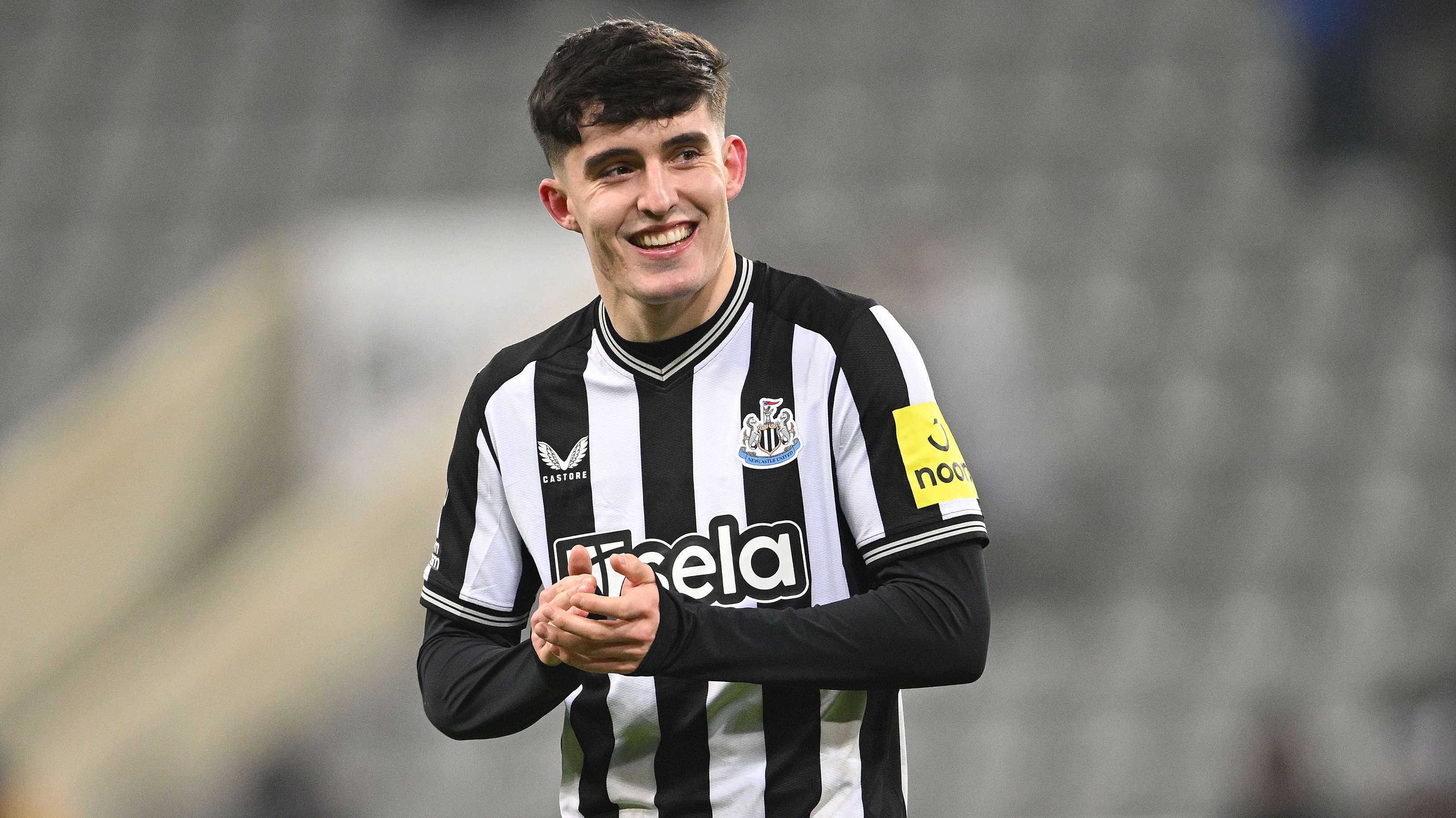 Newcastle United v Manchester United - Premier League