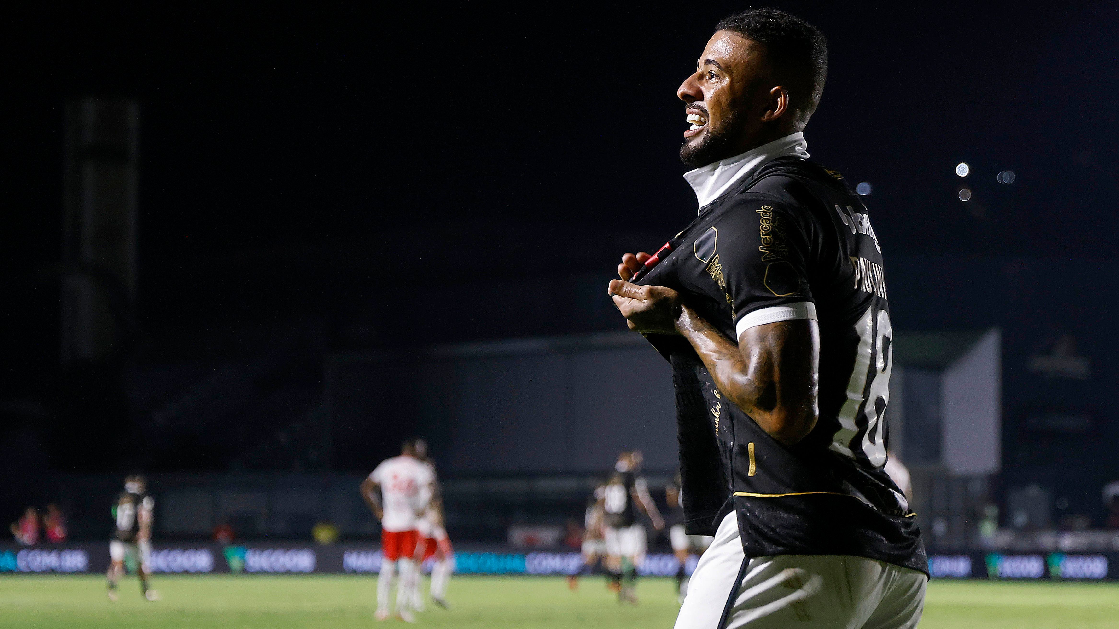 Vasco Da Gama v Red Bull Bragantino - Brasileirao 2023