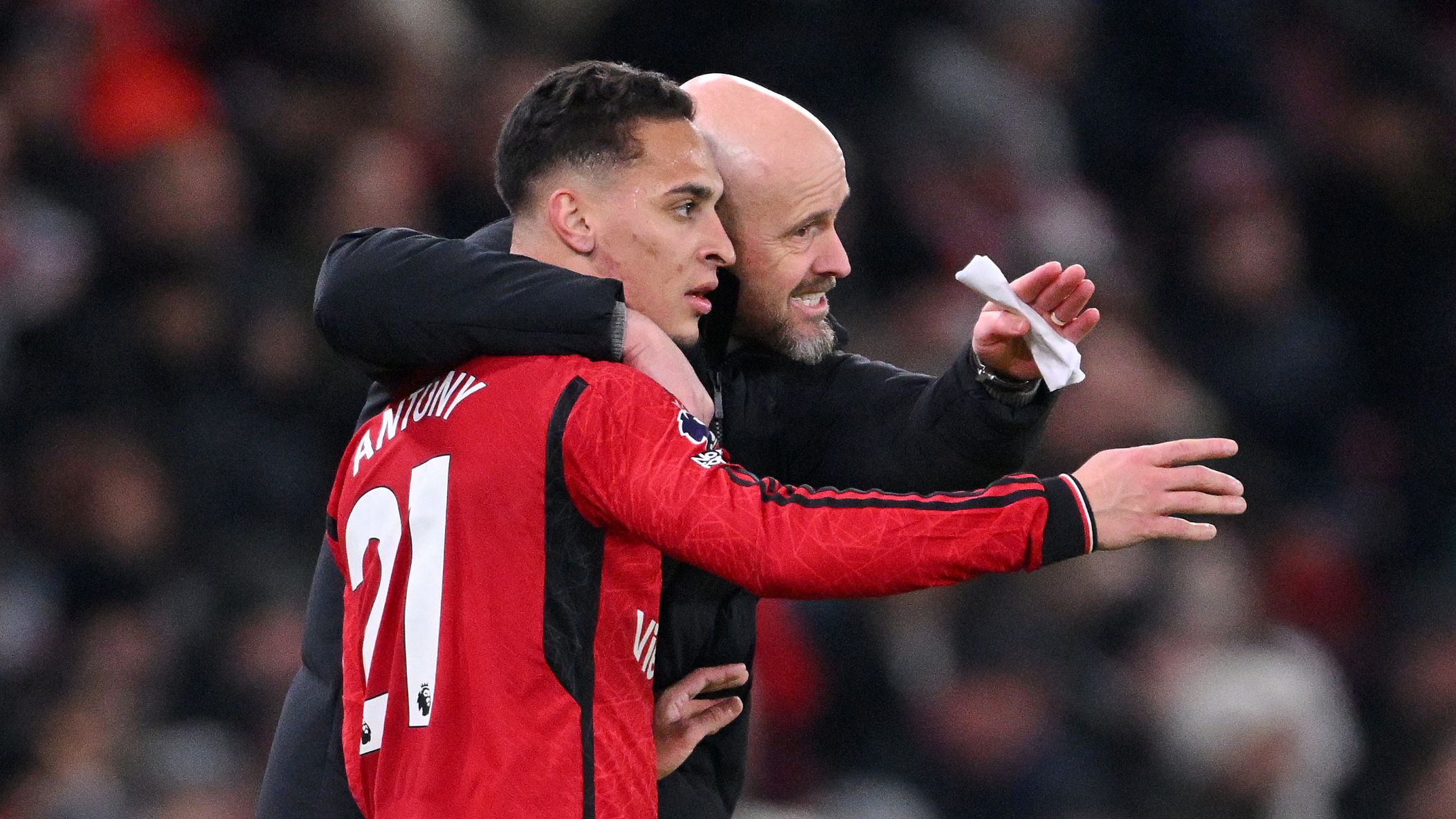 Antony Erik ten Hag Bayer Leverkusen 2025