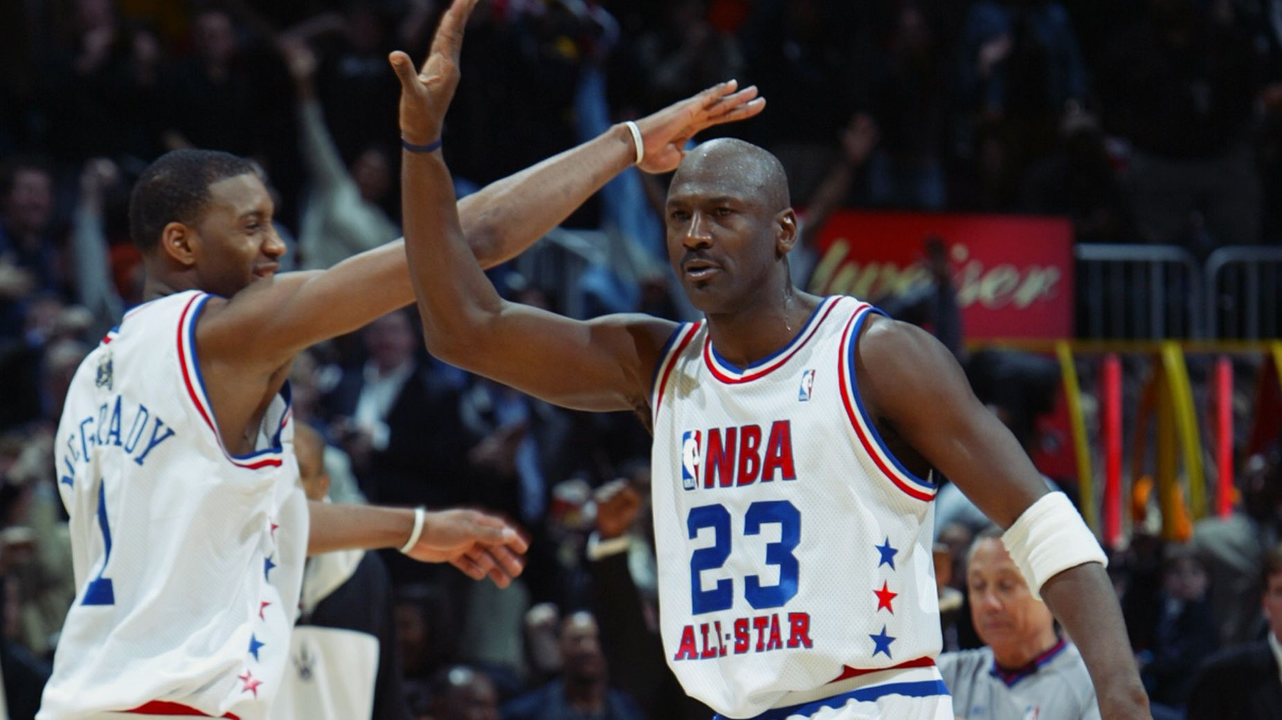 Jordan waves to crowd