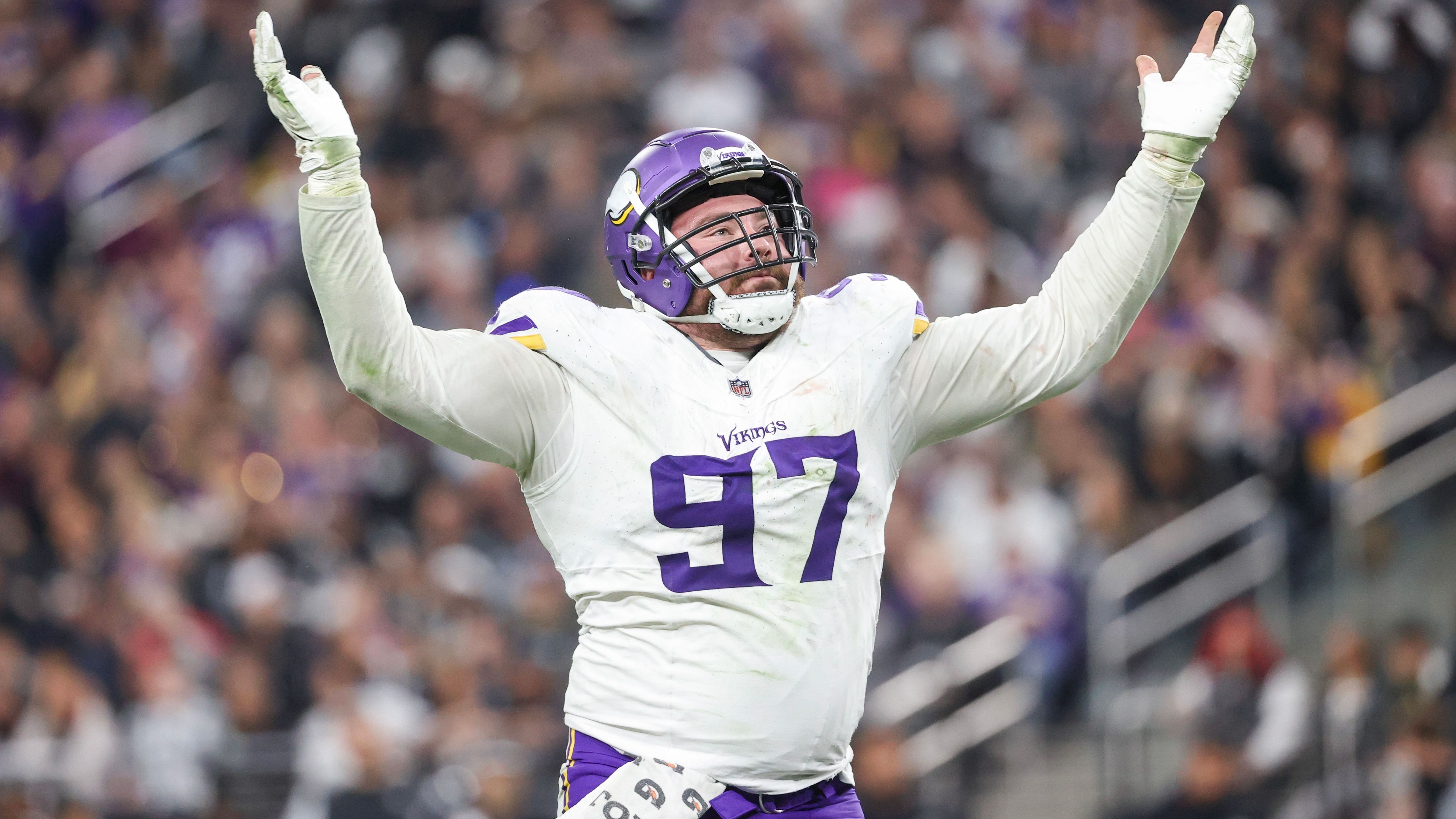 Minnesota Vikings v Las Vegas Raiders