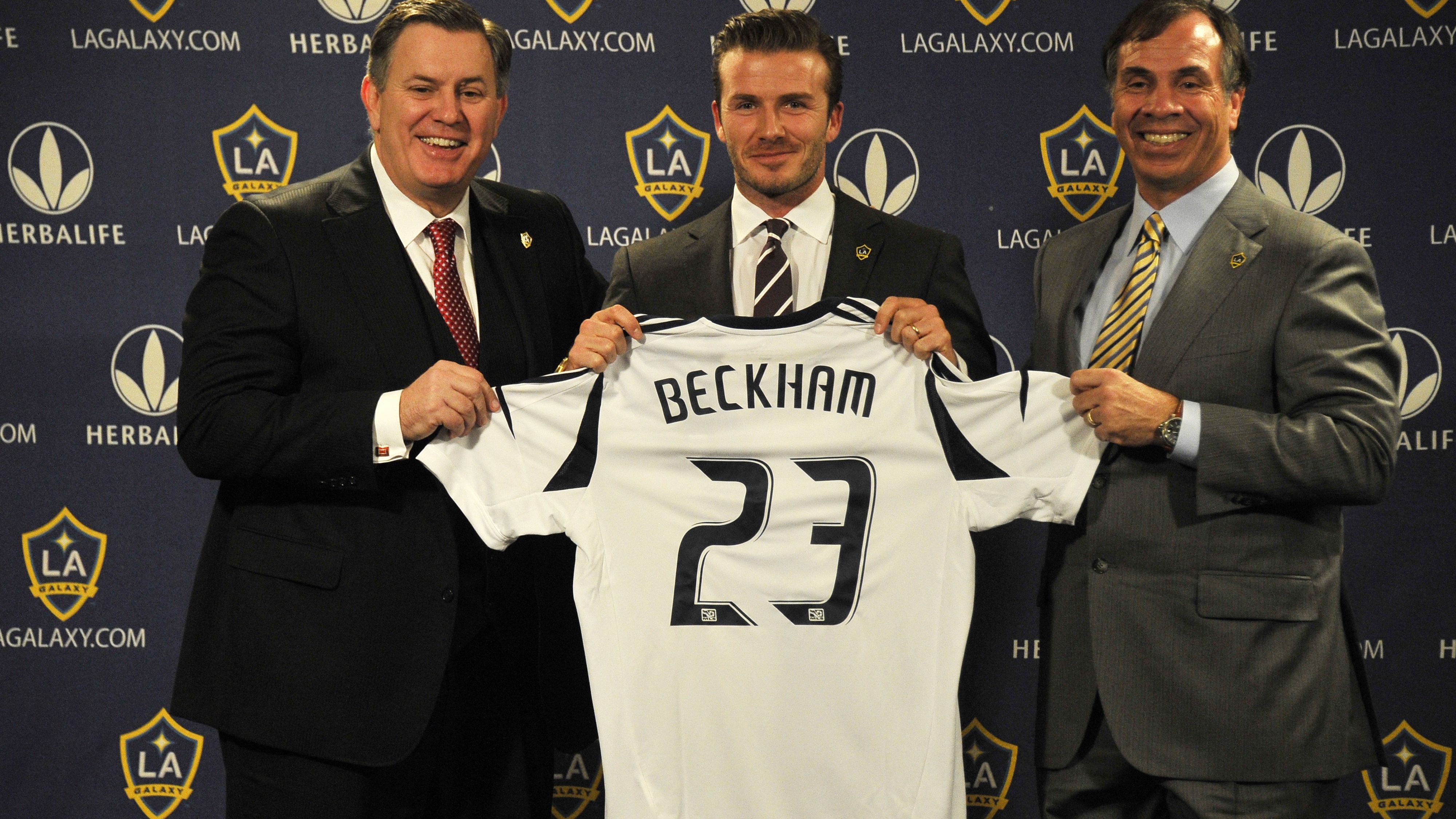 'I should never have taken it' - David Beckham admits assuming captaincy from Landon Donovan was his biggest LA Galaxy regret | Goal.com