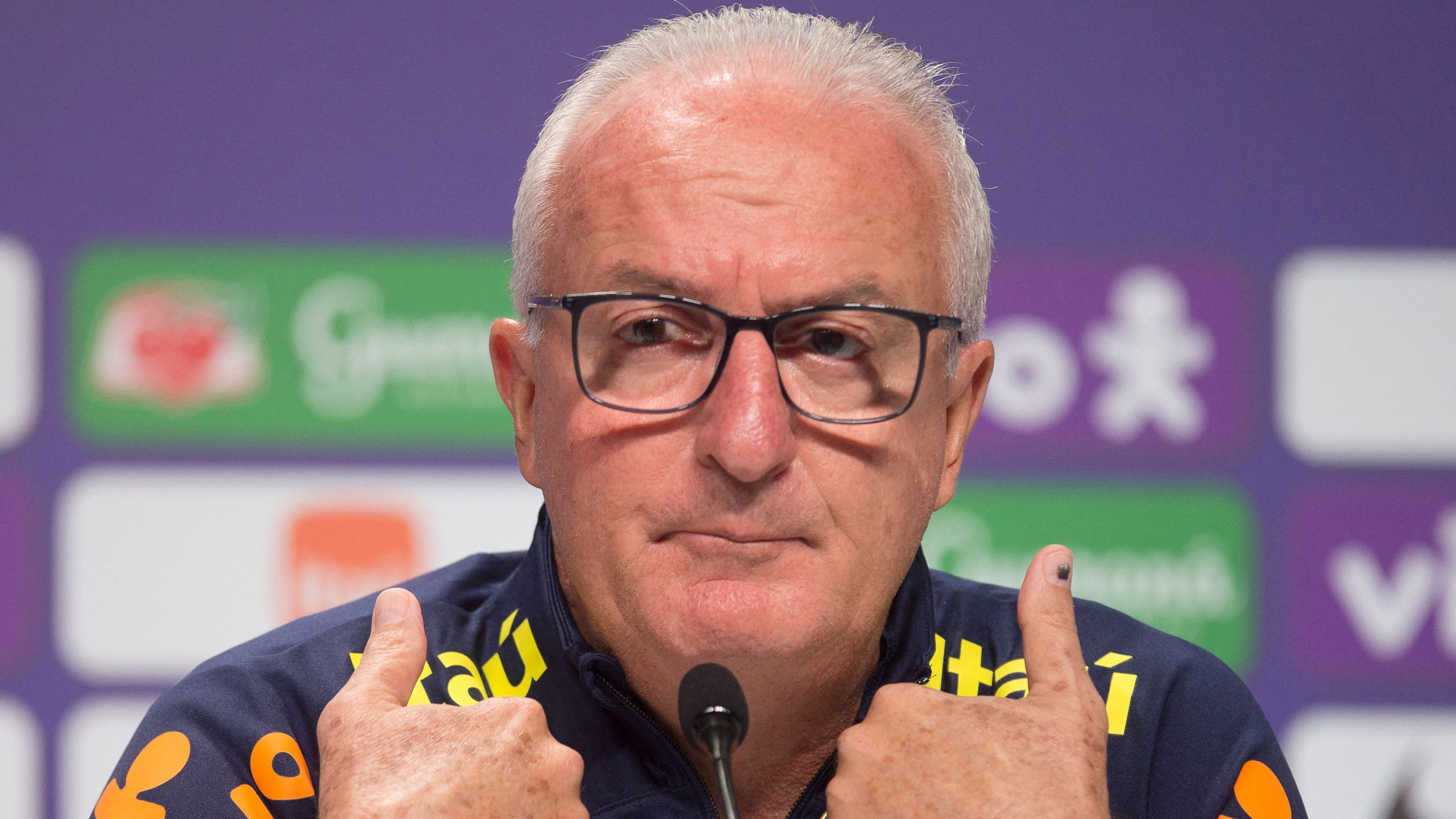 FBL-BRA-COACH-DORIVAL JUNIOR-PRESENTATION