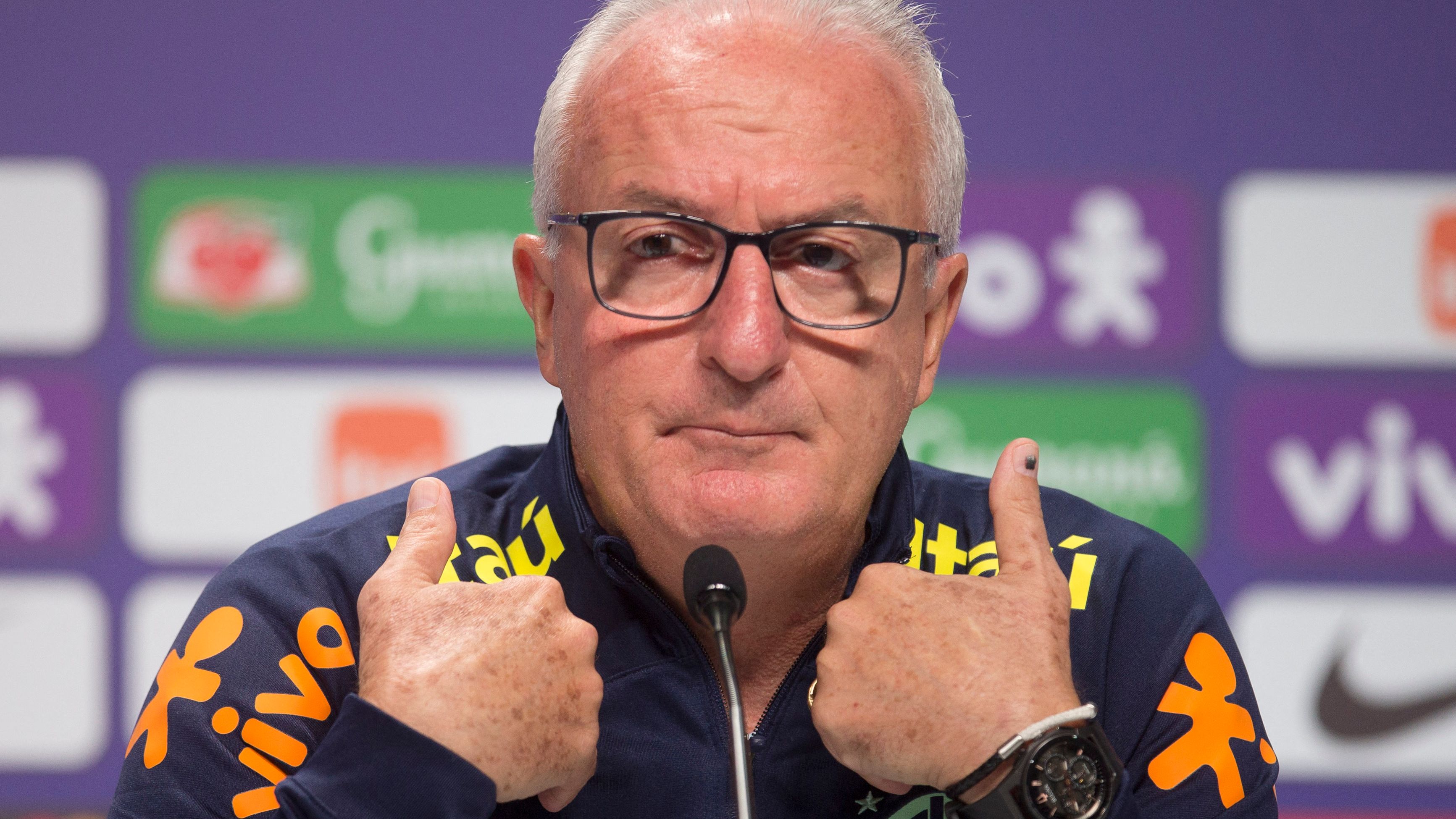 FBL-BRA-COACH-DORIVAL JUNIOR-PRESENTATION