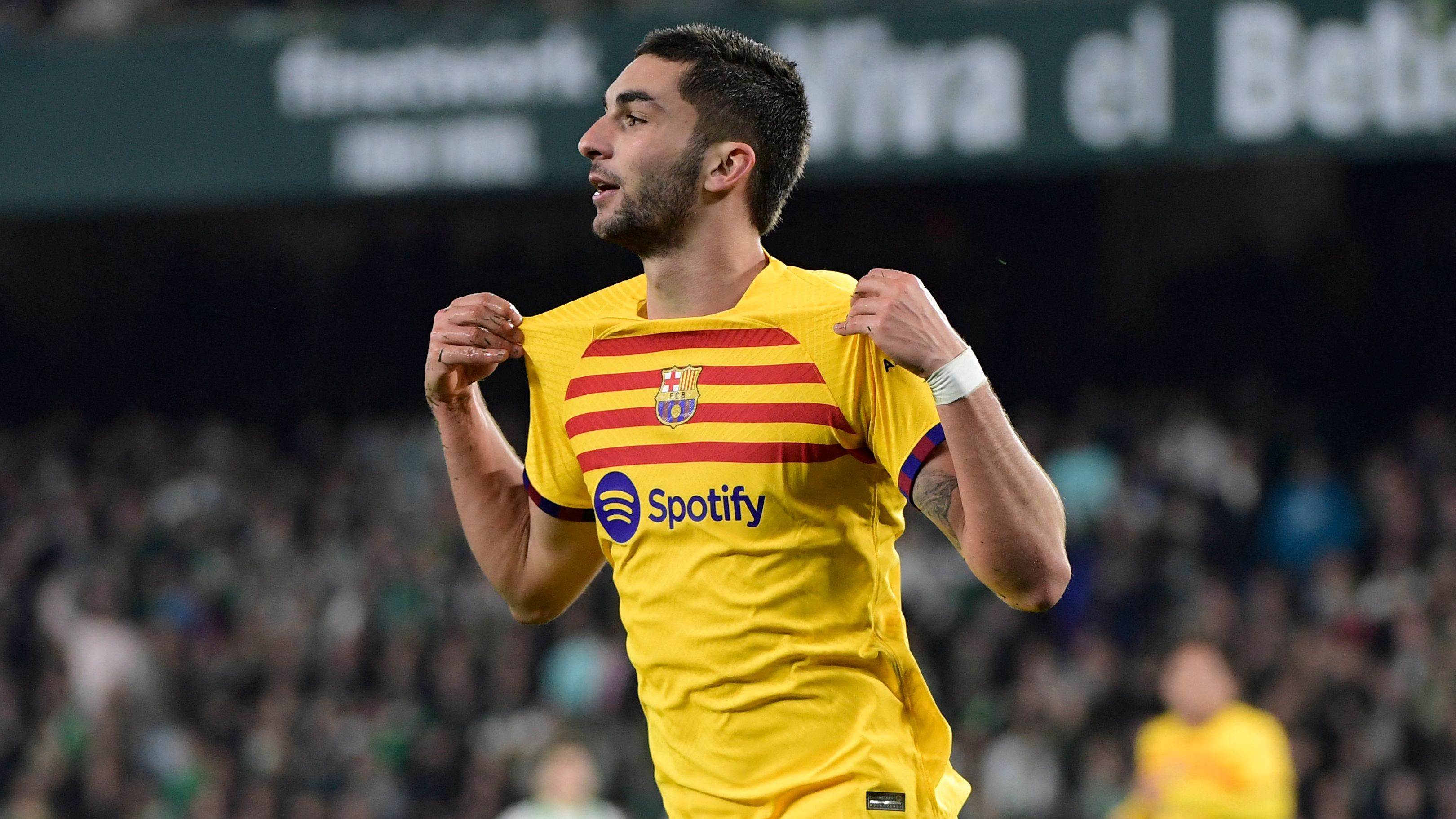 FBL-ESP-LIGA-BETIS-BARCELONA