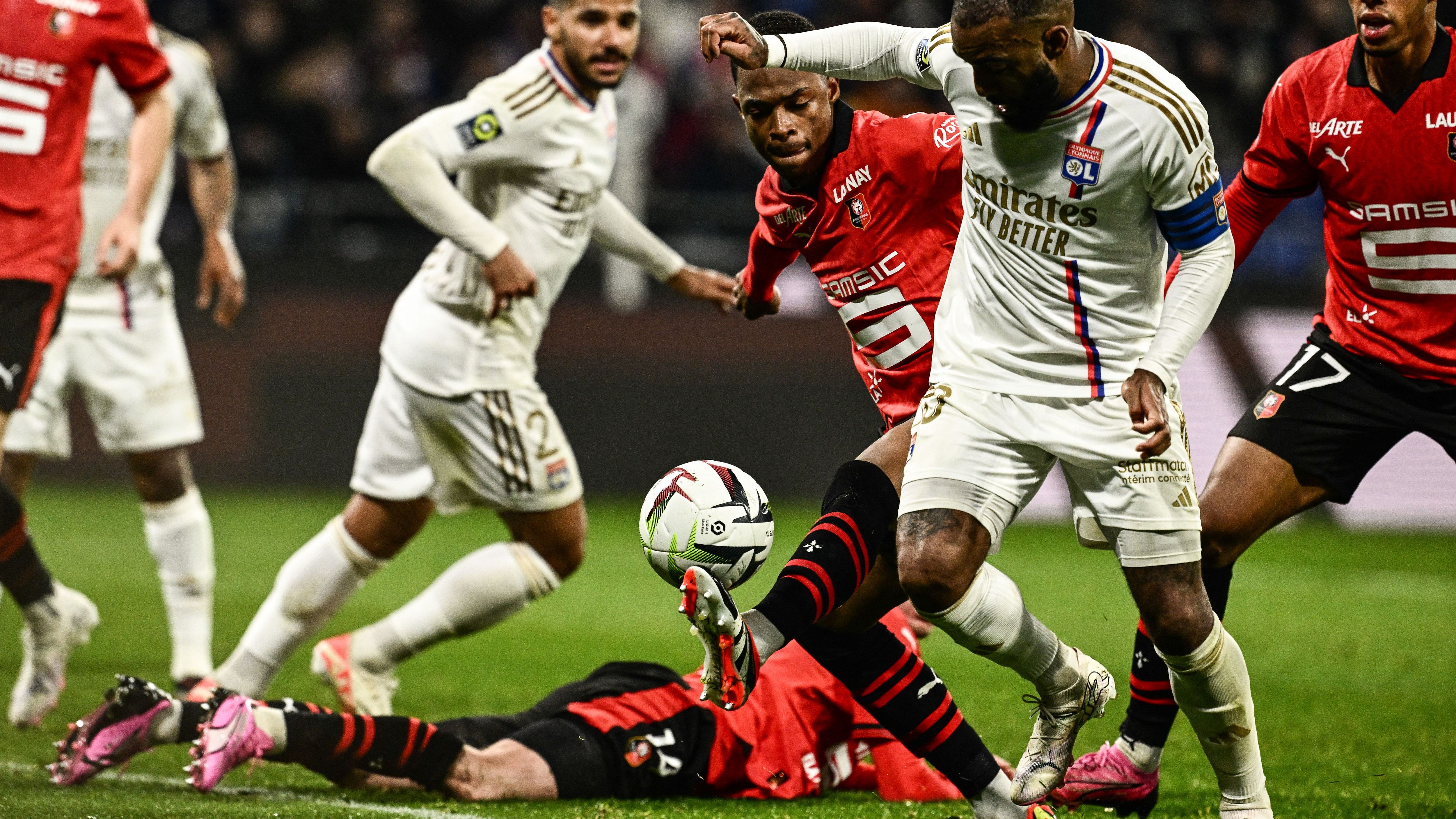 FBL-FRA-LIGUE1-LYON-RENNES
