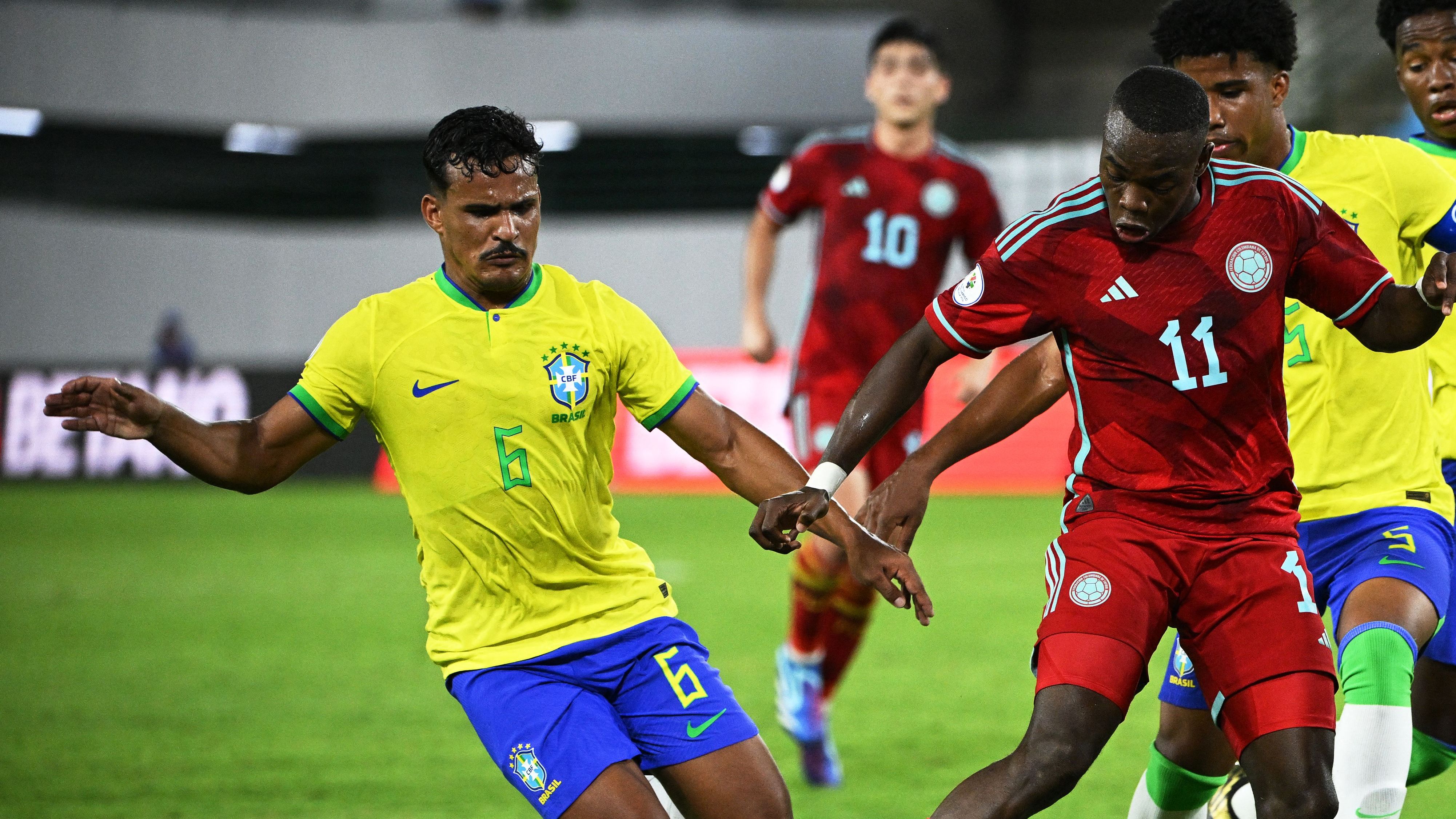 OLY-FBL-U23-BRA-COL