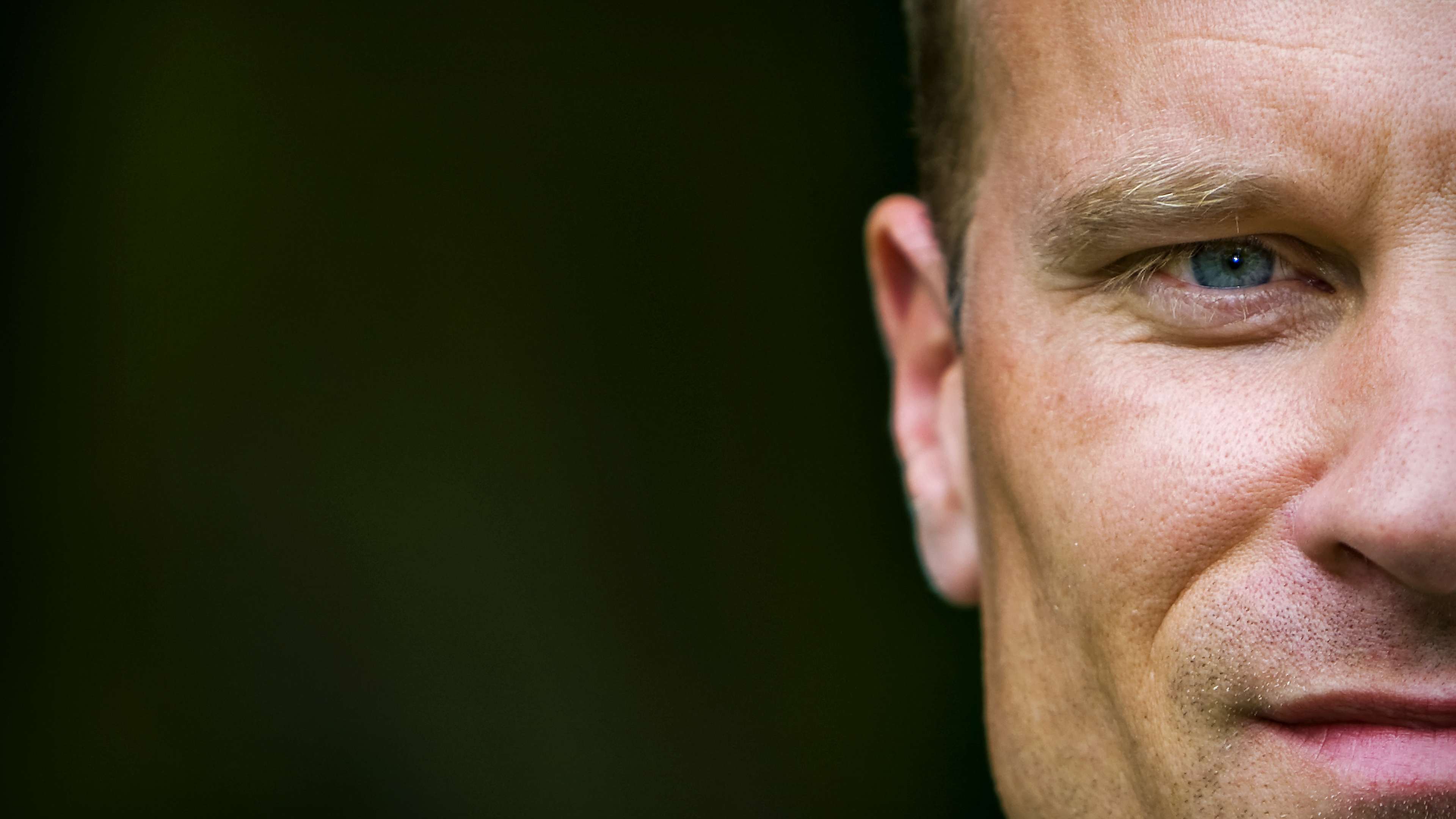 FBL-BERGKAMP-INTERVIEW
